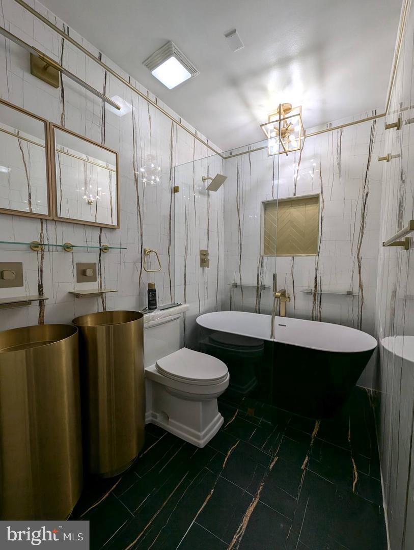 STRATFORD LANDING - Residential Lease