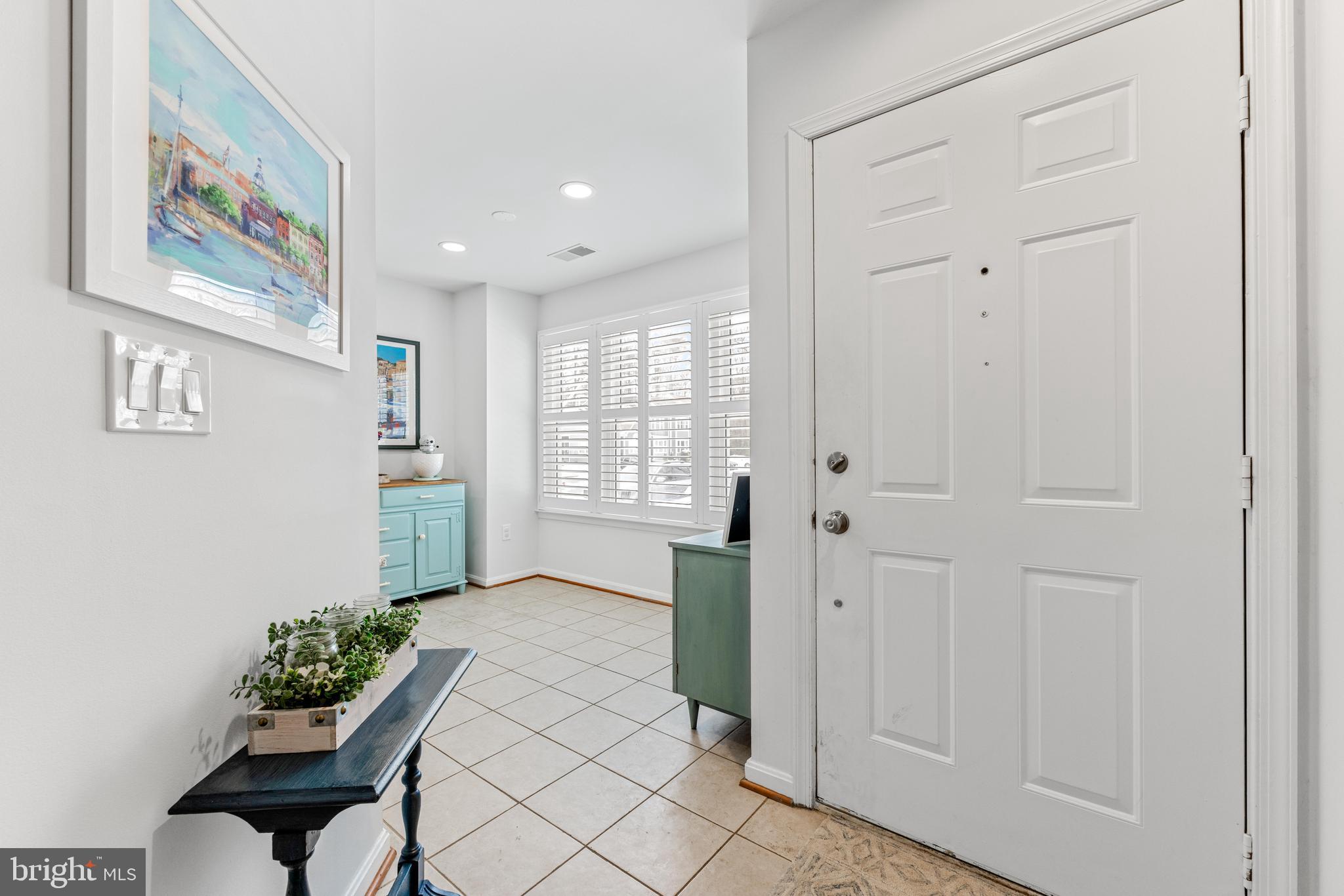 HUNT MEADOW - Residential