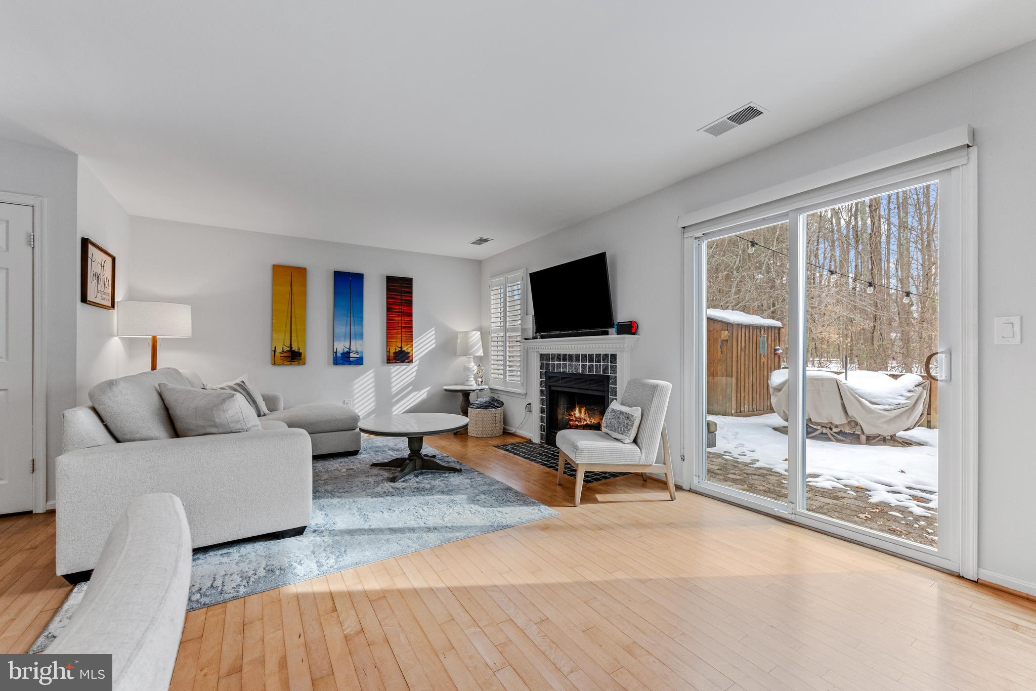 HUNT MEADOW - Residential