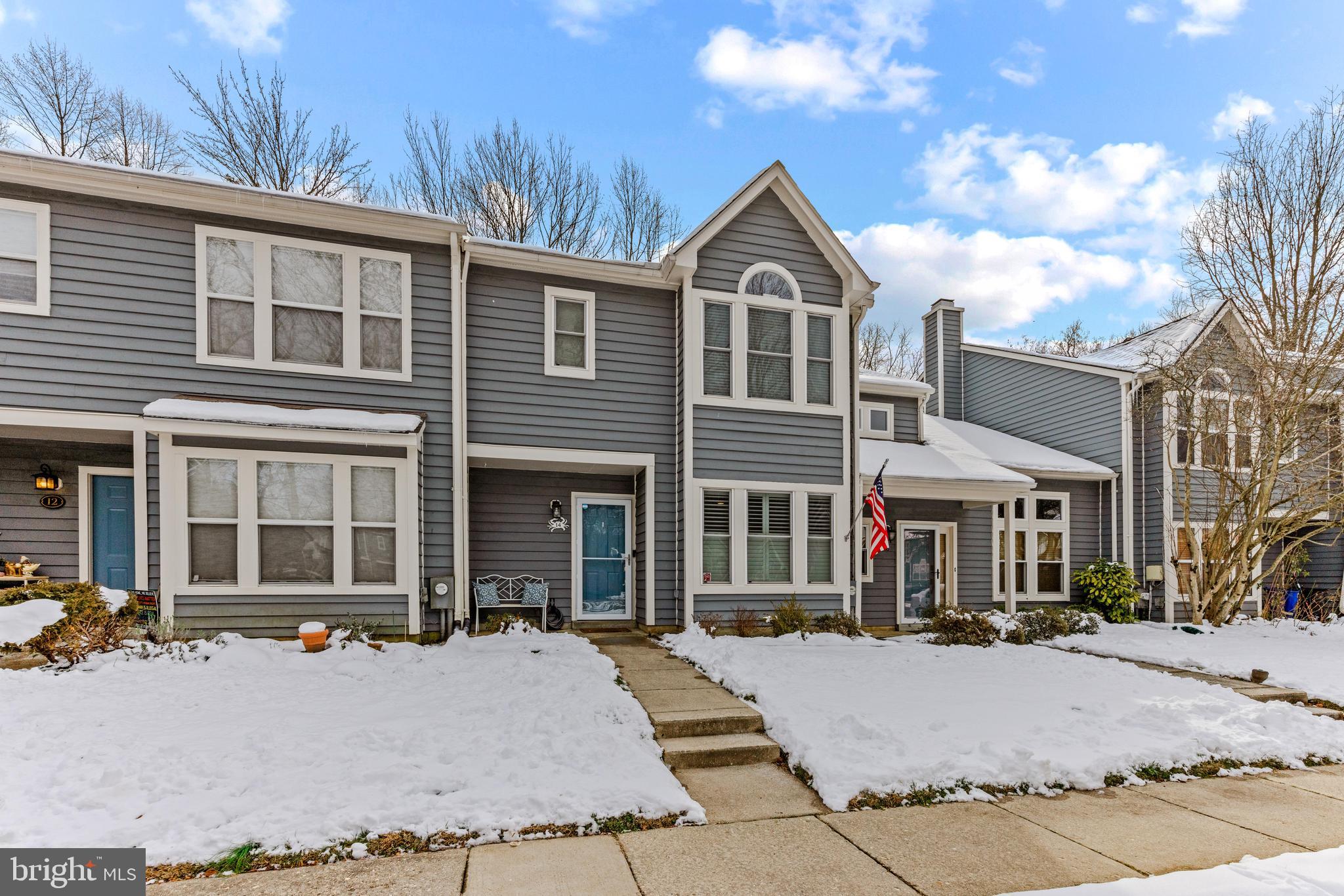 HUNT MEADOW - Residential