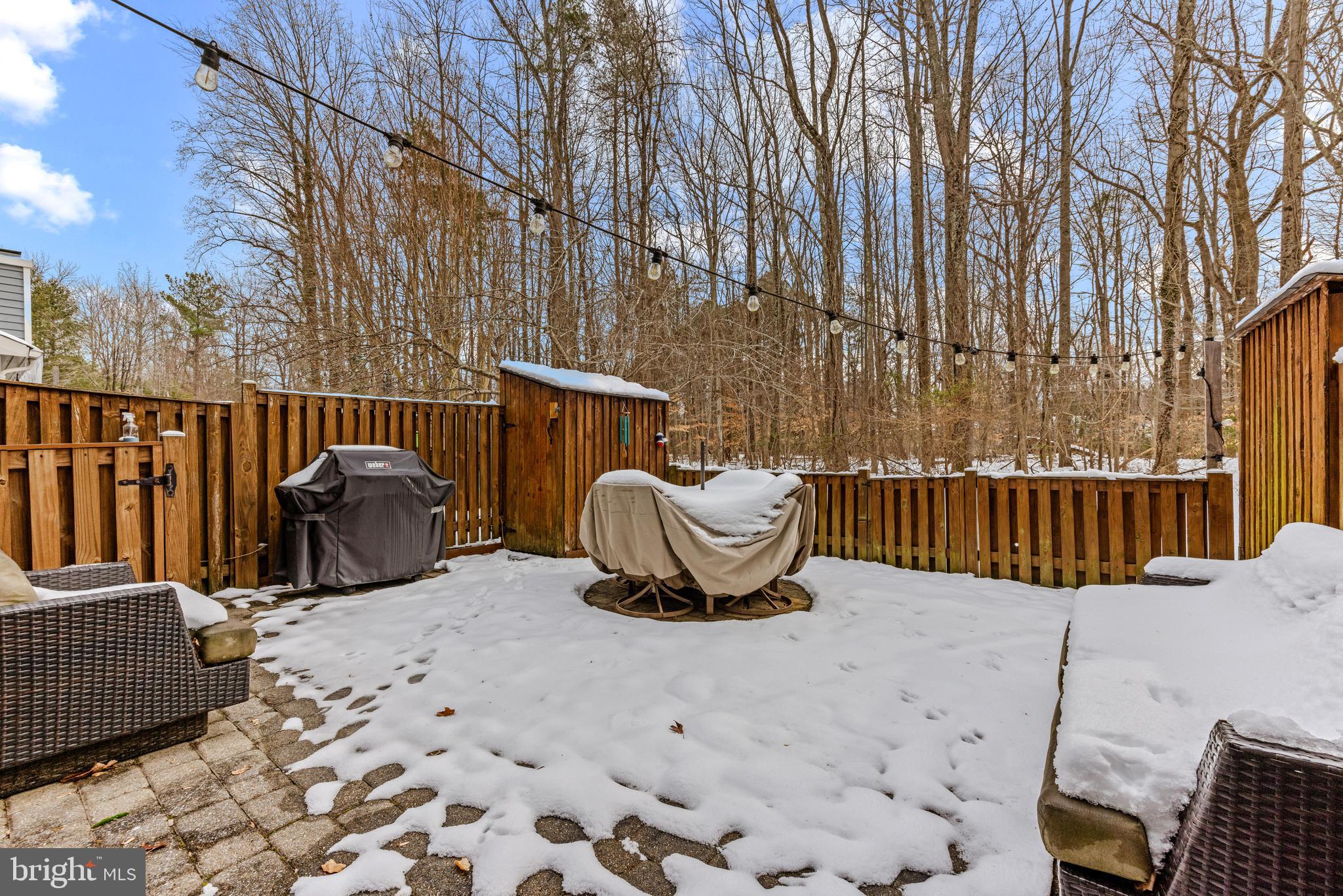 HUNT MEADOW - Residential