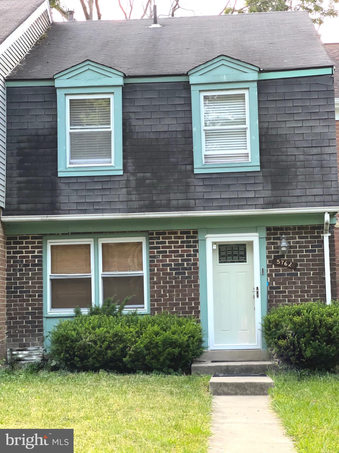 VILLAGE OF LONG REACH - Residential