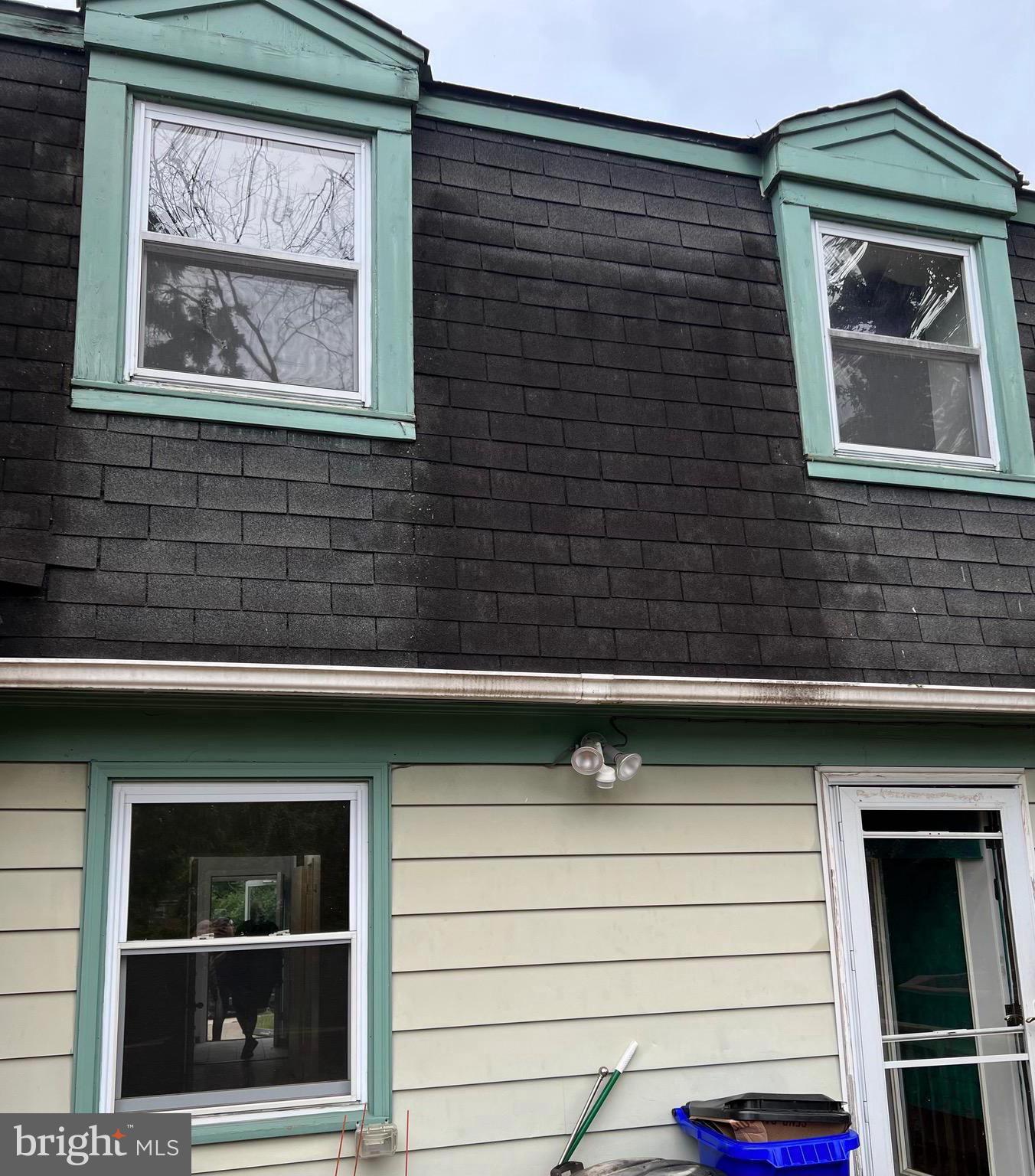 VILLAGE OF LONG REACH - Residential