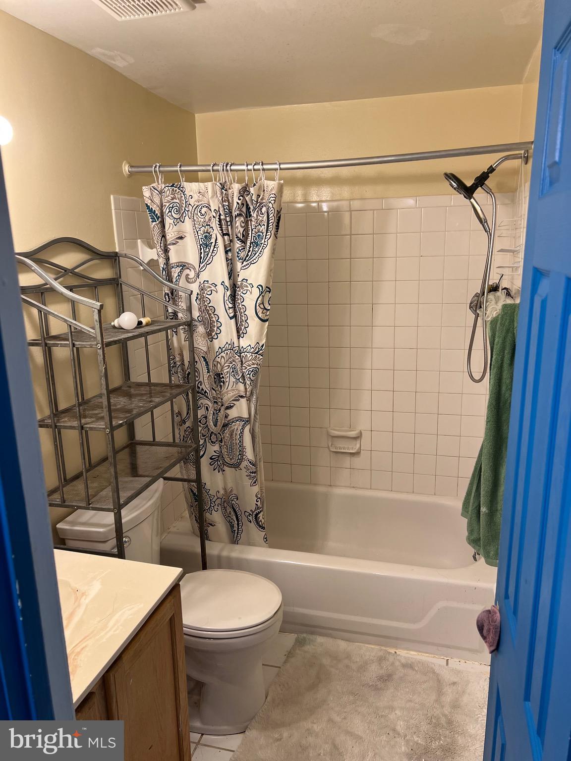 VILLAGE OF LONG REACH - Residential