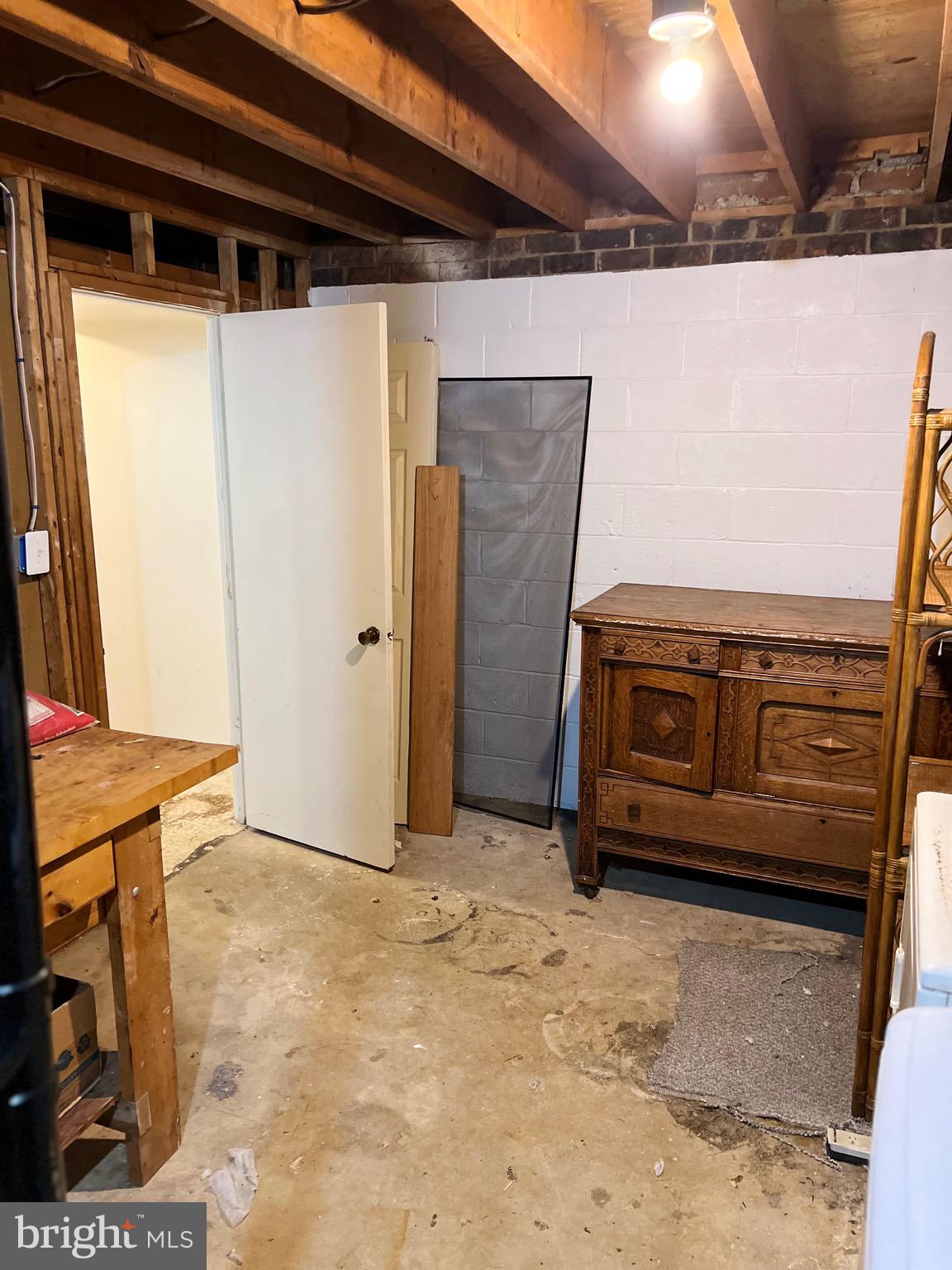 VILLAGE OF LONG REACH - Residential