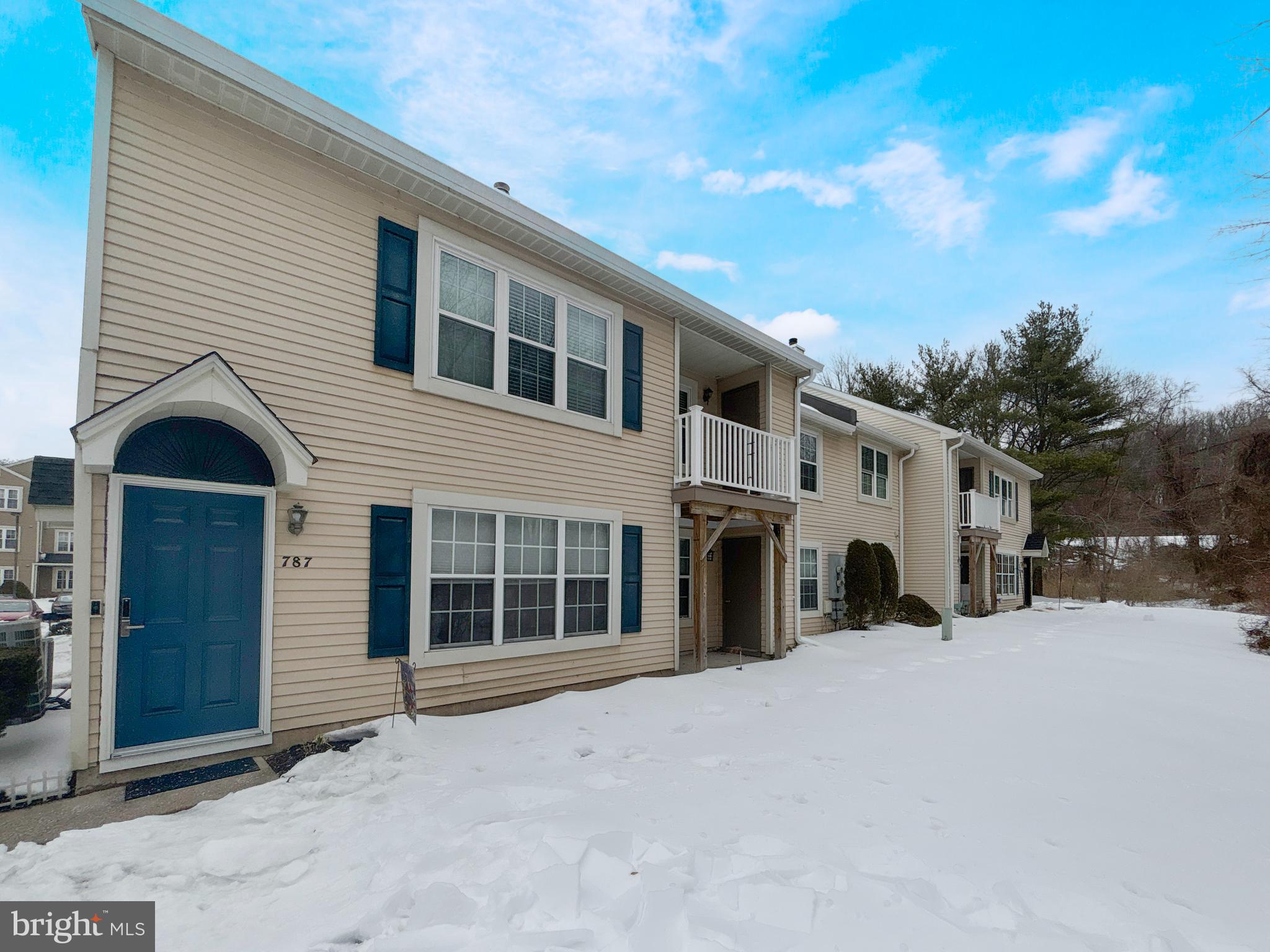 786 E PARKER STREET C1