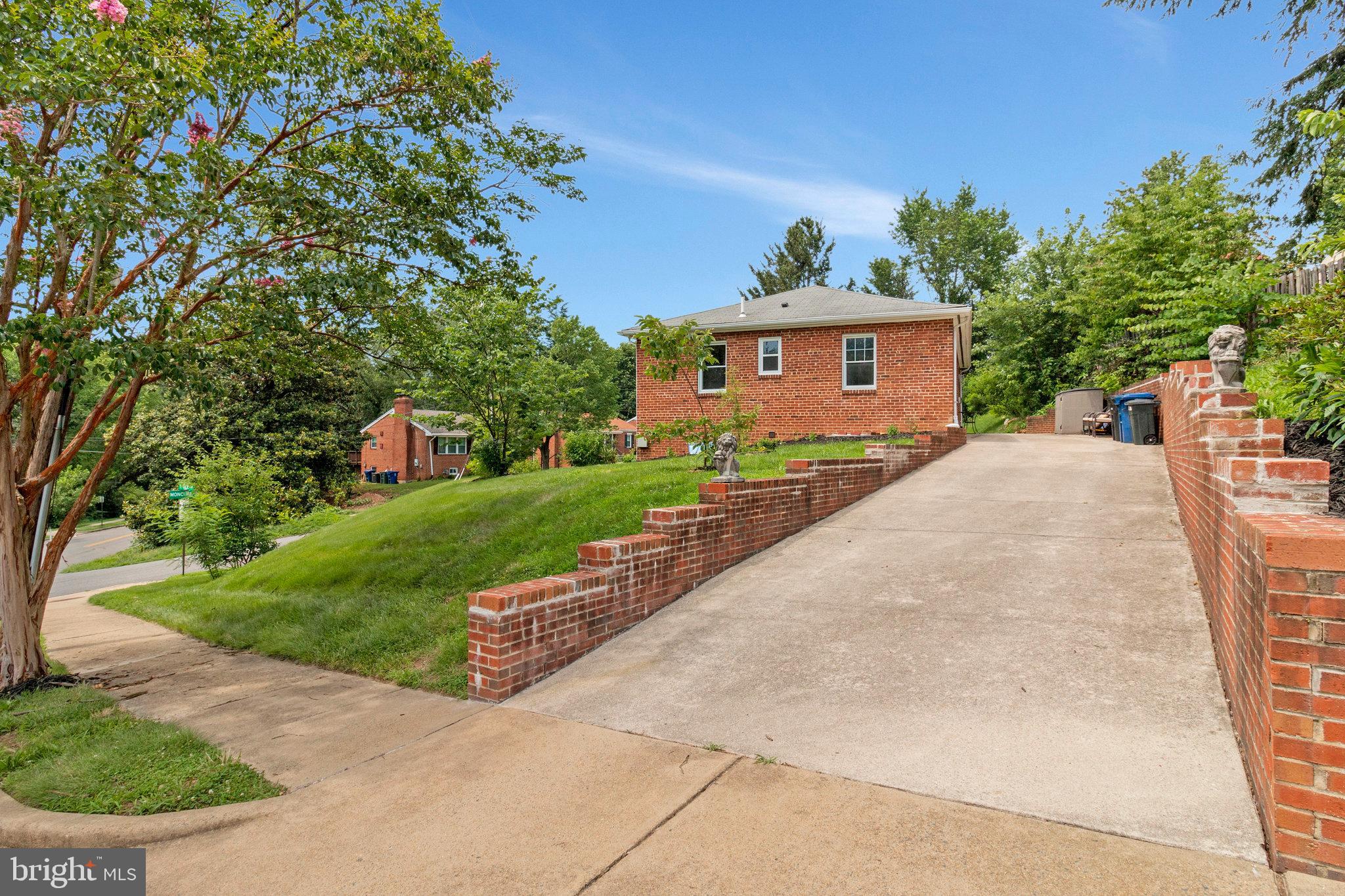 GEORGE WASHINGTON PARK - Residential Lease