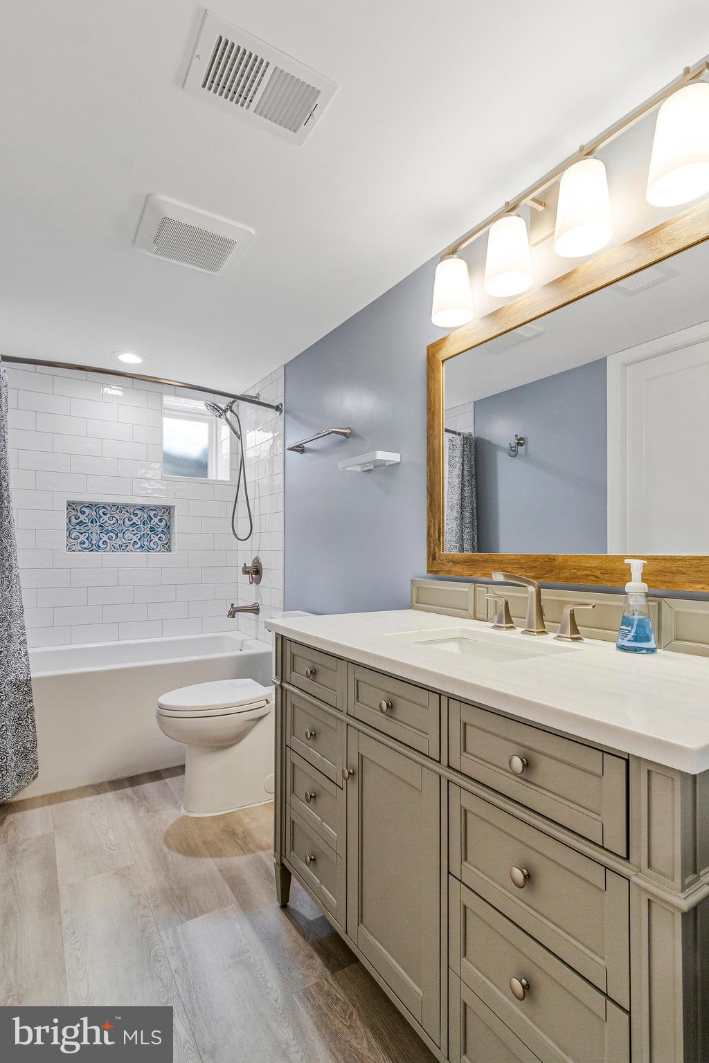 GEORGE WASHINGTON PARK - Residential Lease