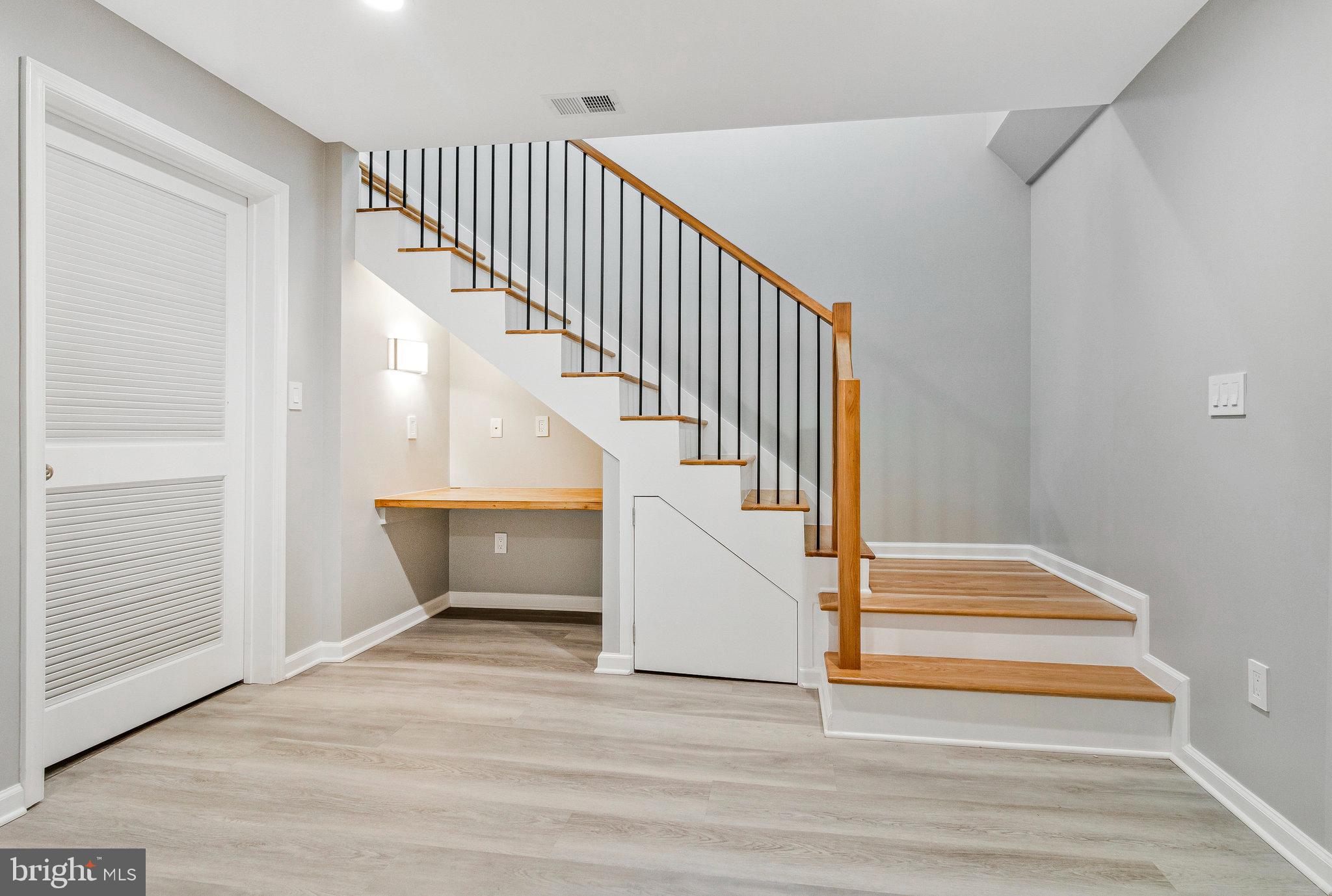 GEORGE WASHINGTON PARK - Residential Lease