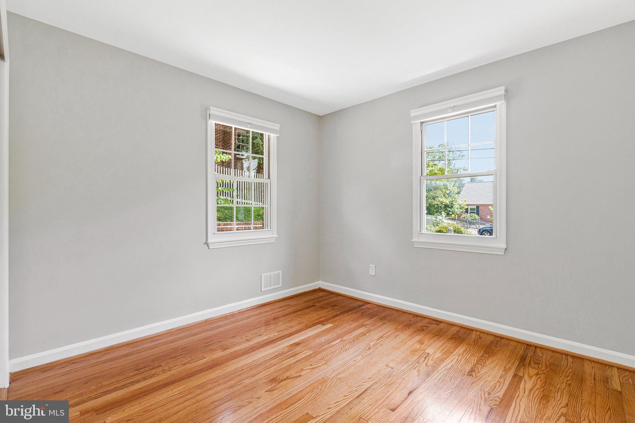 GEORGE WASHINGTON PARK - Residential Lease