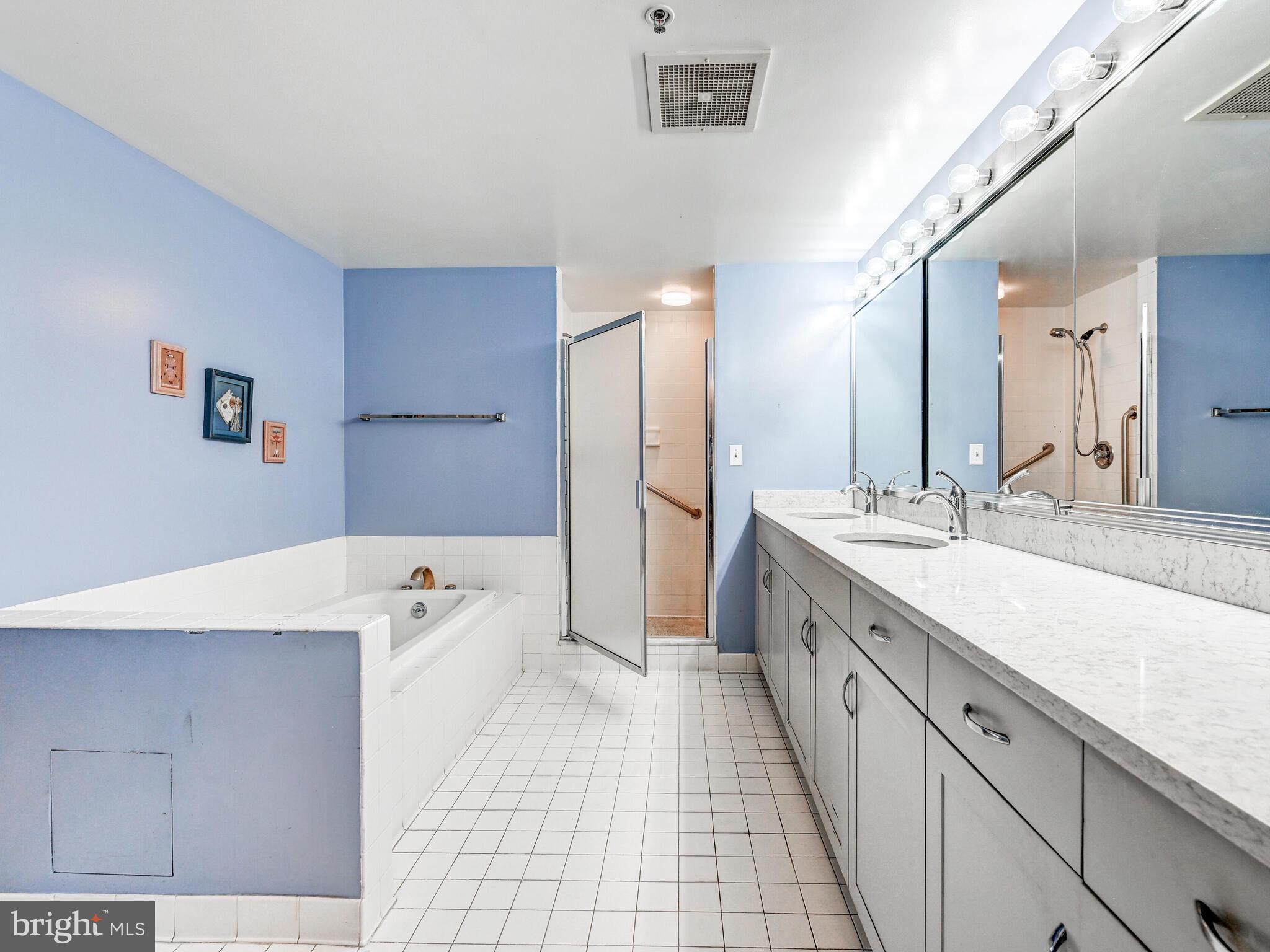 ANNEN WOODS - Residential