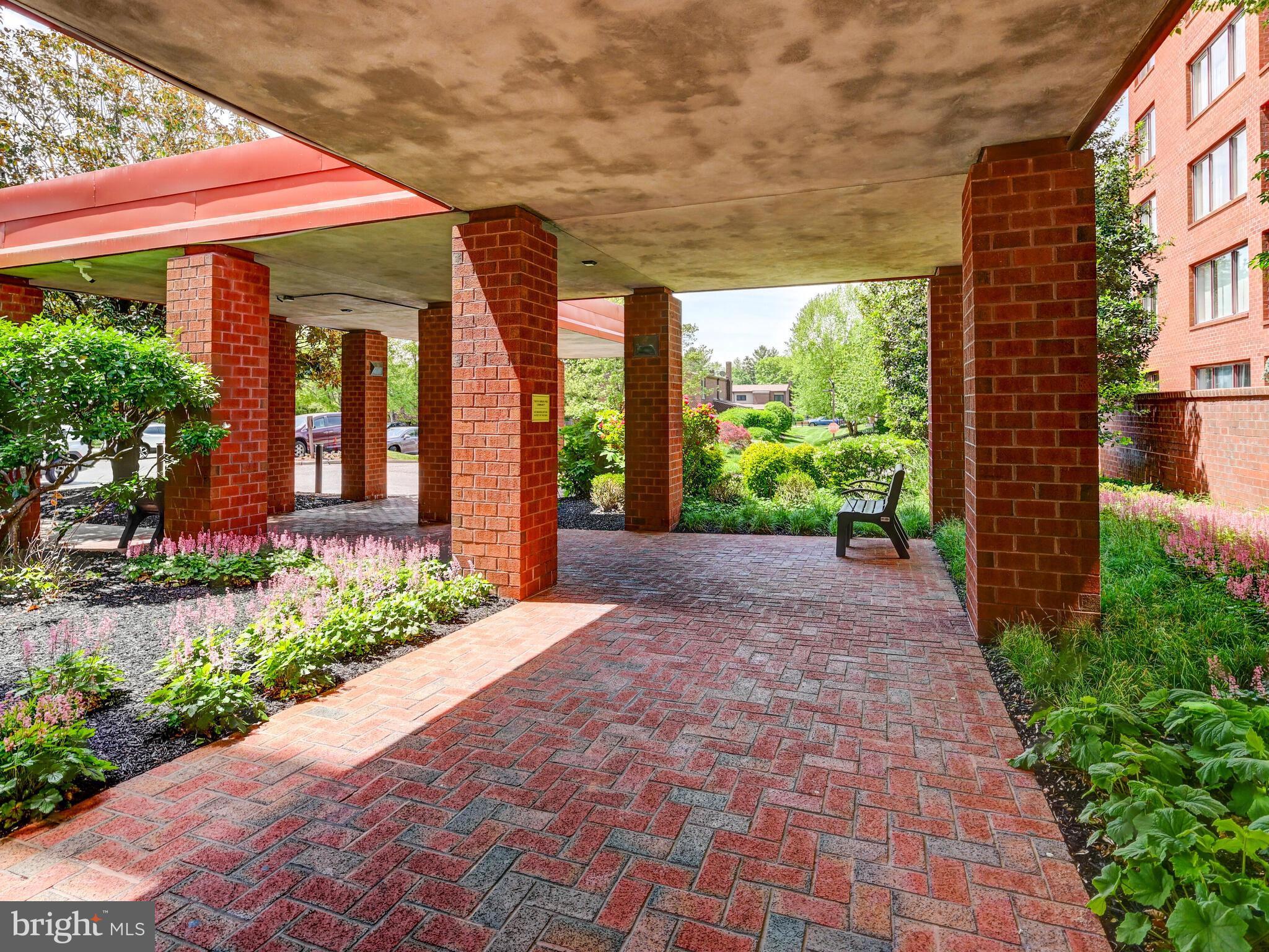 1 GRISTMILL COURT 107