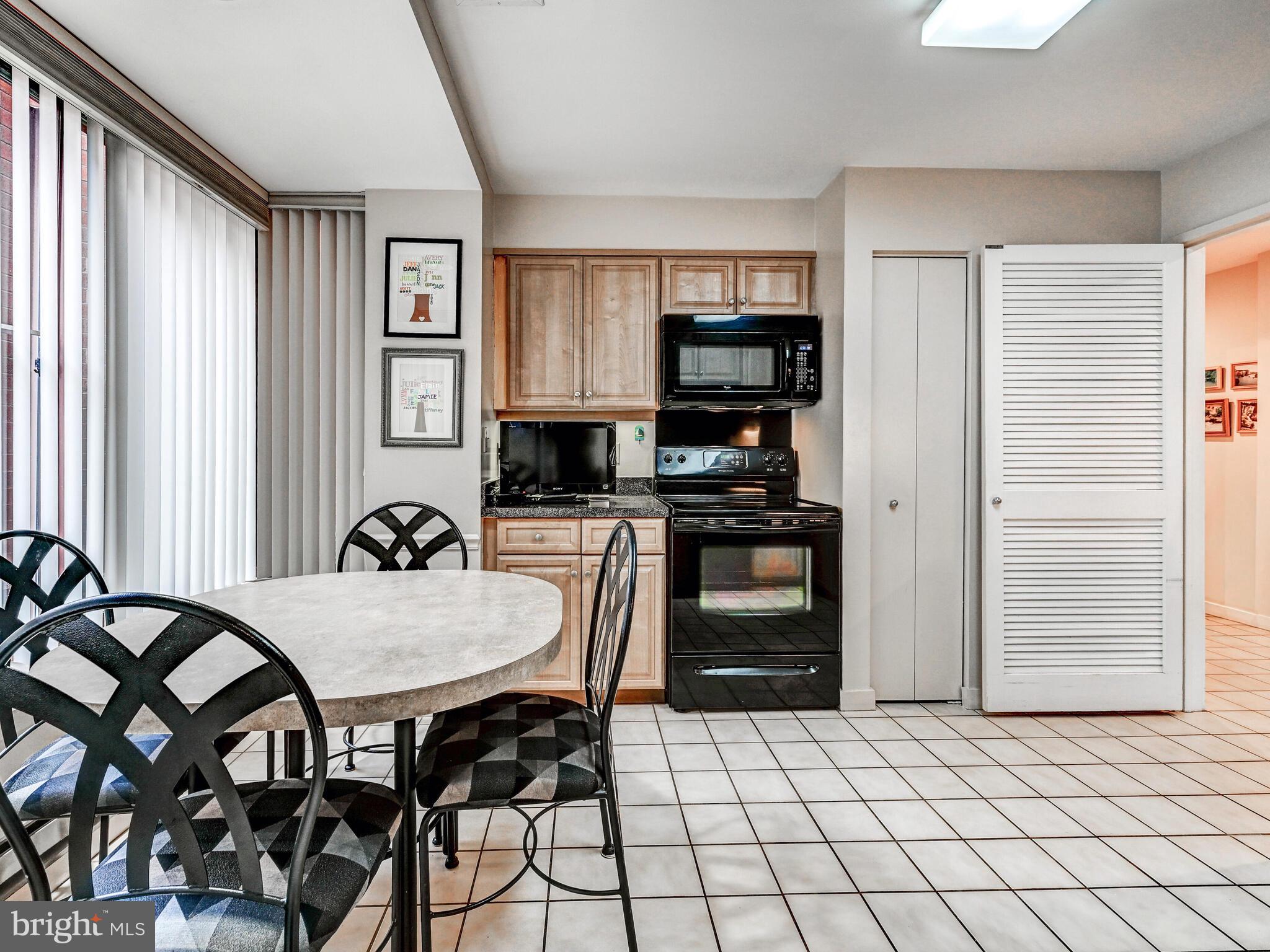 ANNEN WOODS - Residential