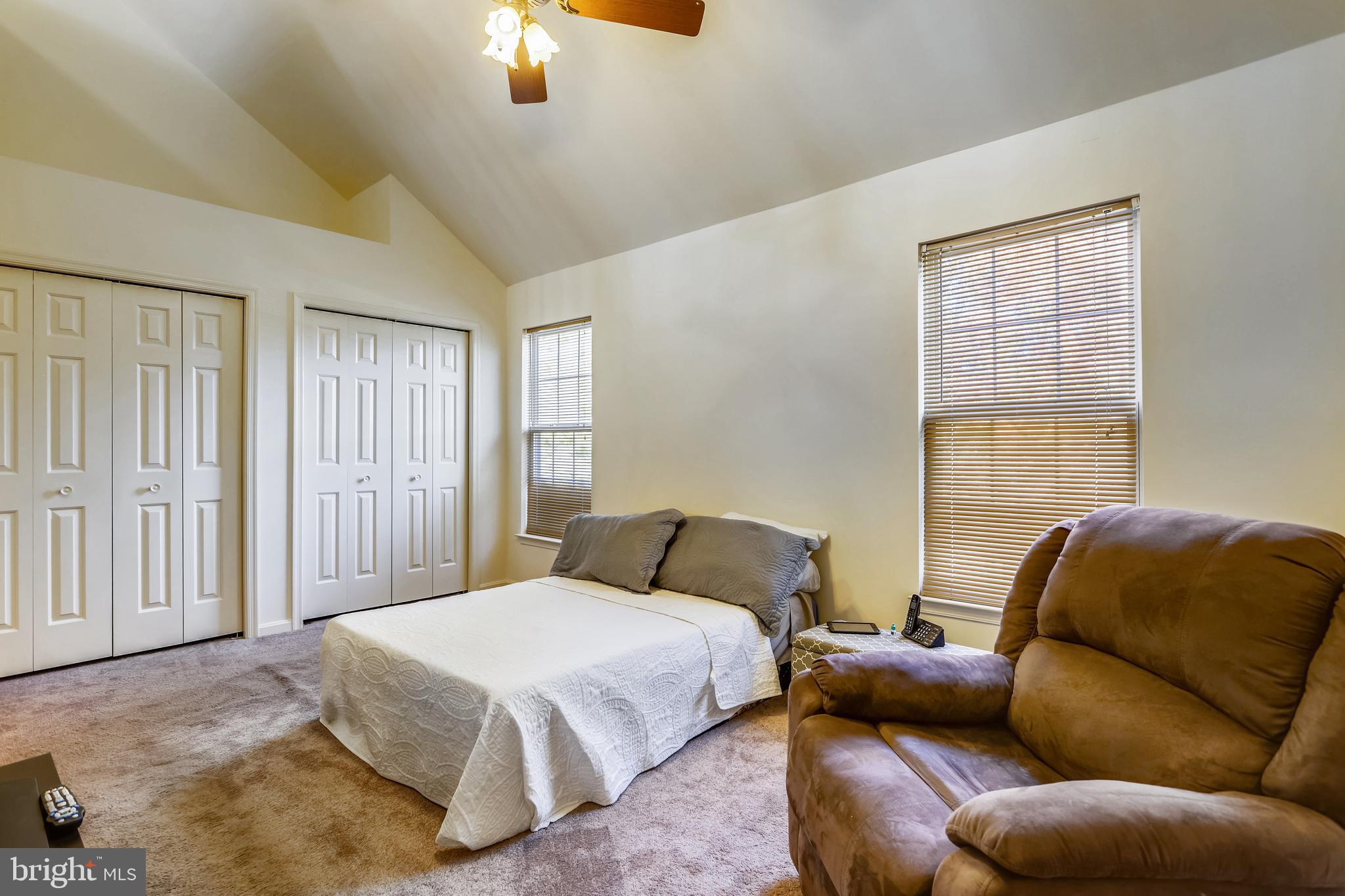 ROLLING BROOK - Residential