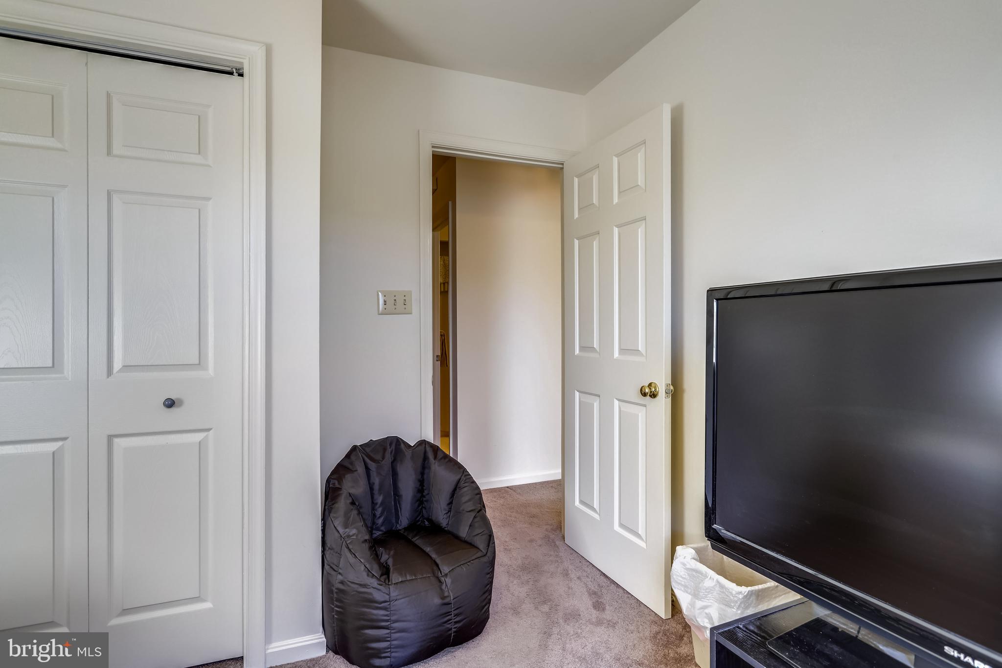 ROLLING BROOK - Residential