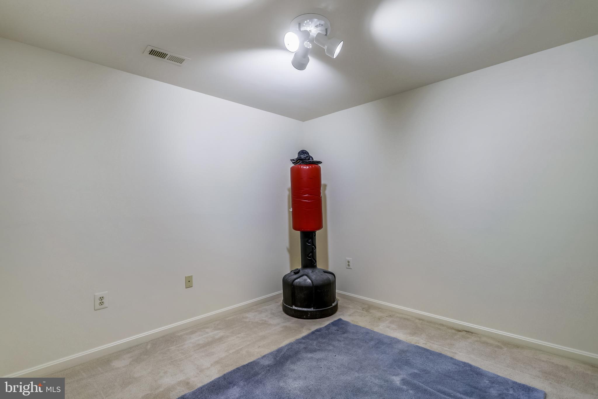 ROLLING BROOK - Residential