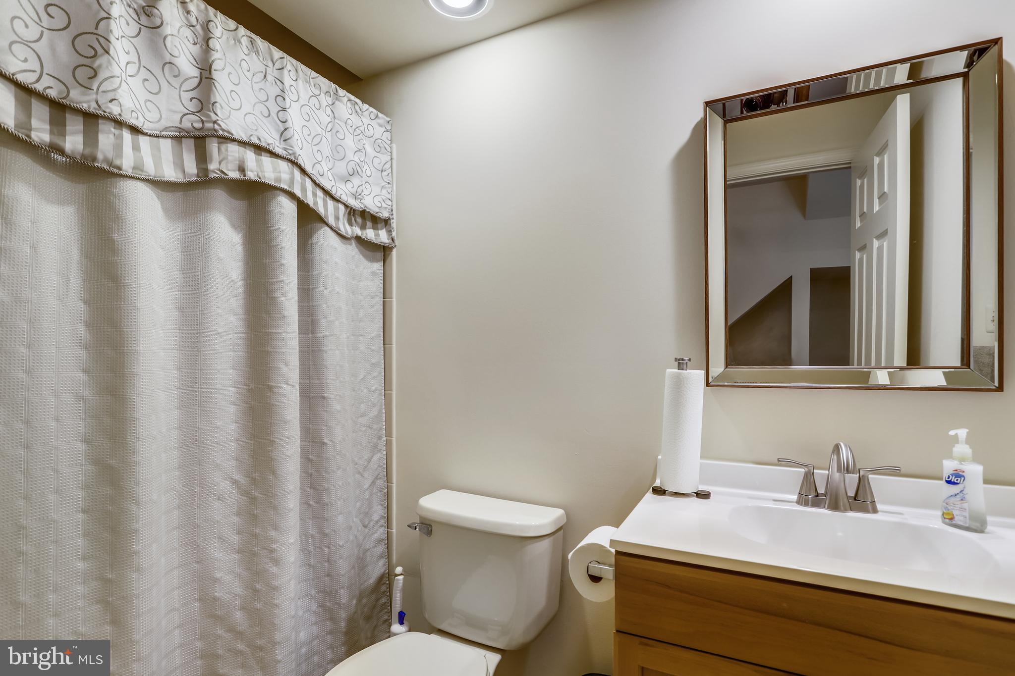 ROLLING BROOK - Residential