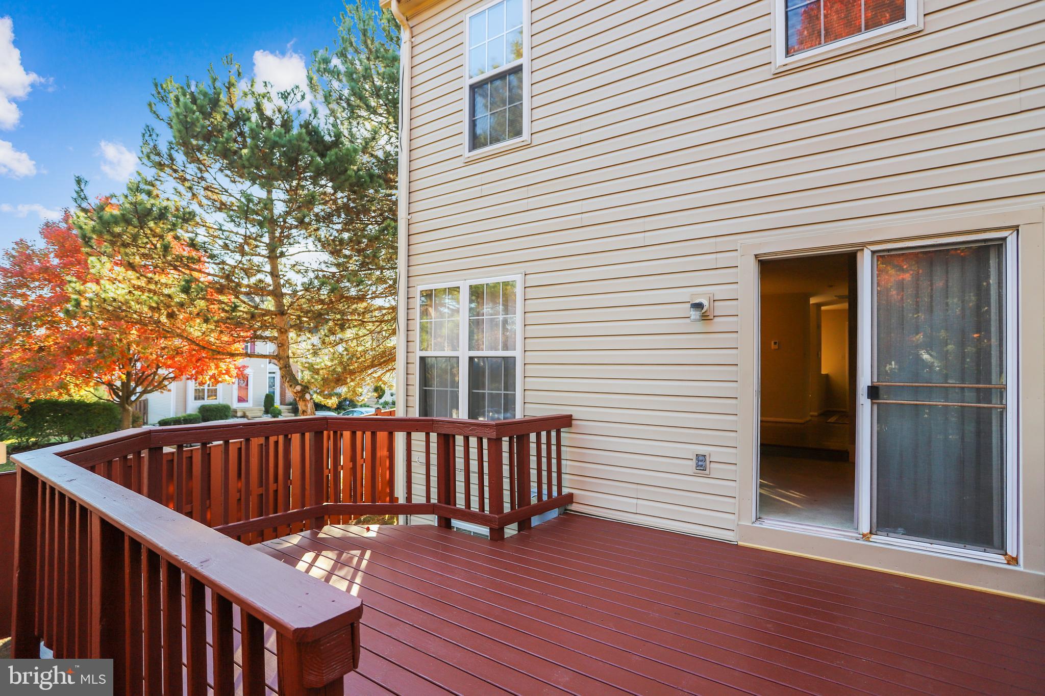 ROLLING BROOK - Residential