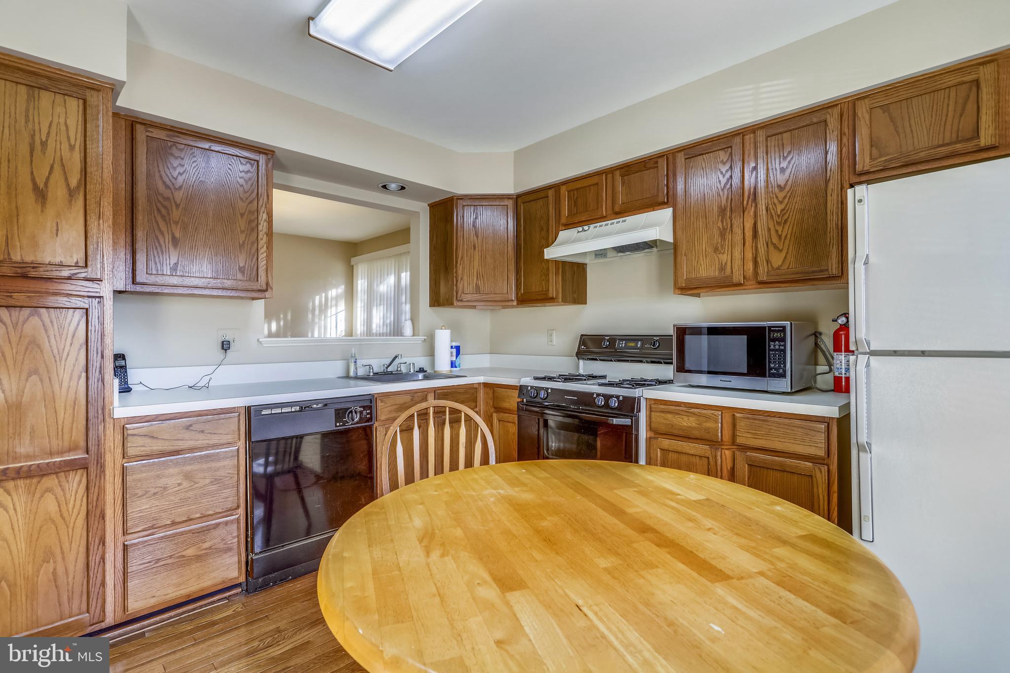 ROLLING BROOK - Residential