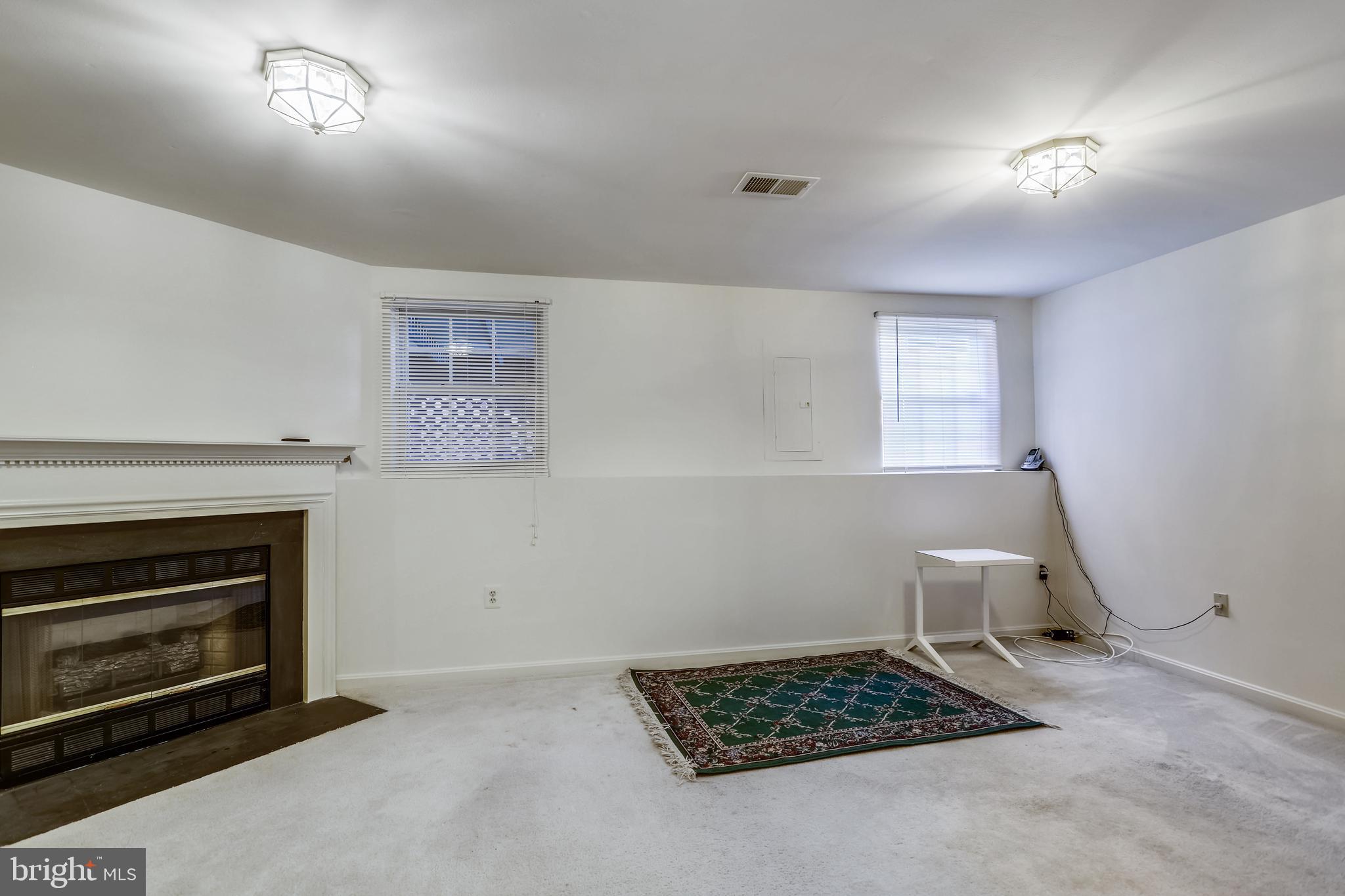 ROLLING BROOK - Residential