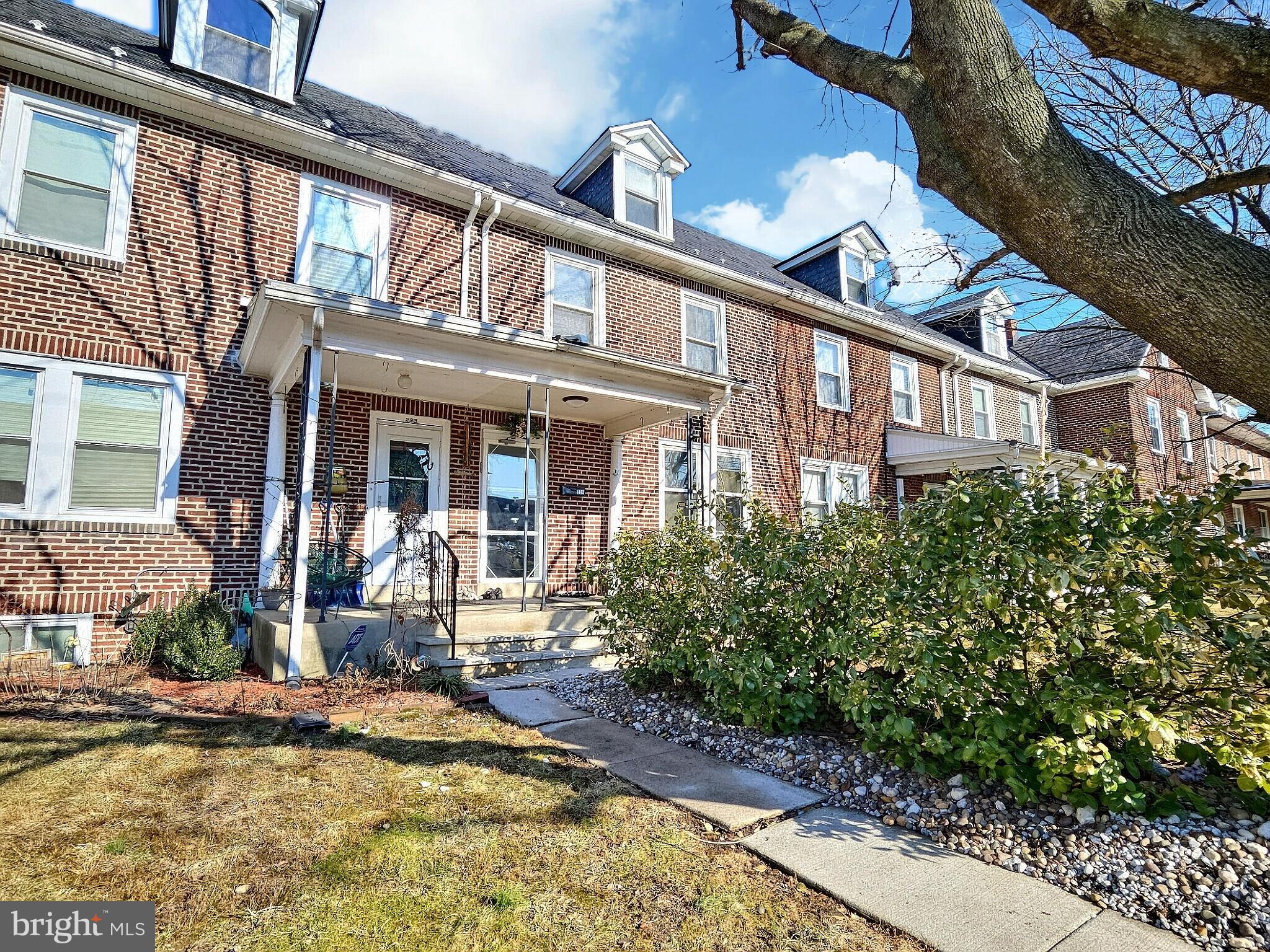 221 TULPEHOCKEN AVENUE