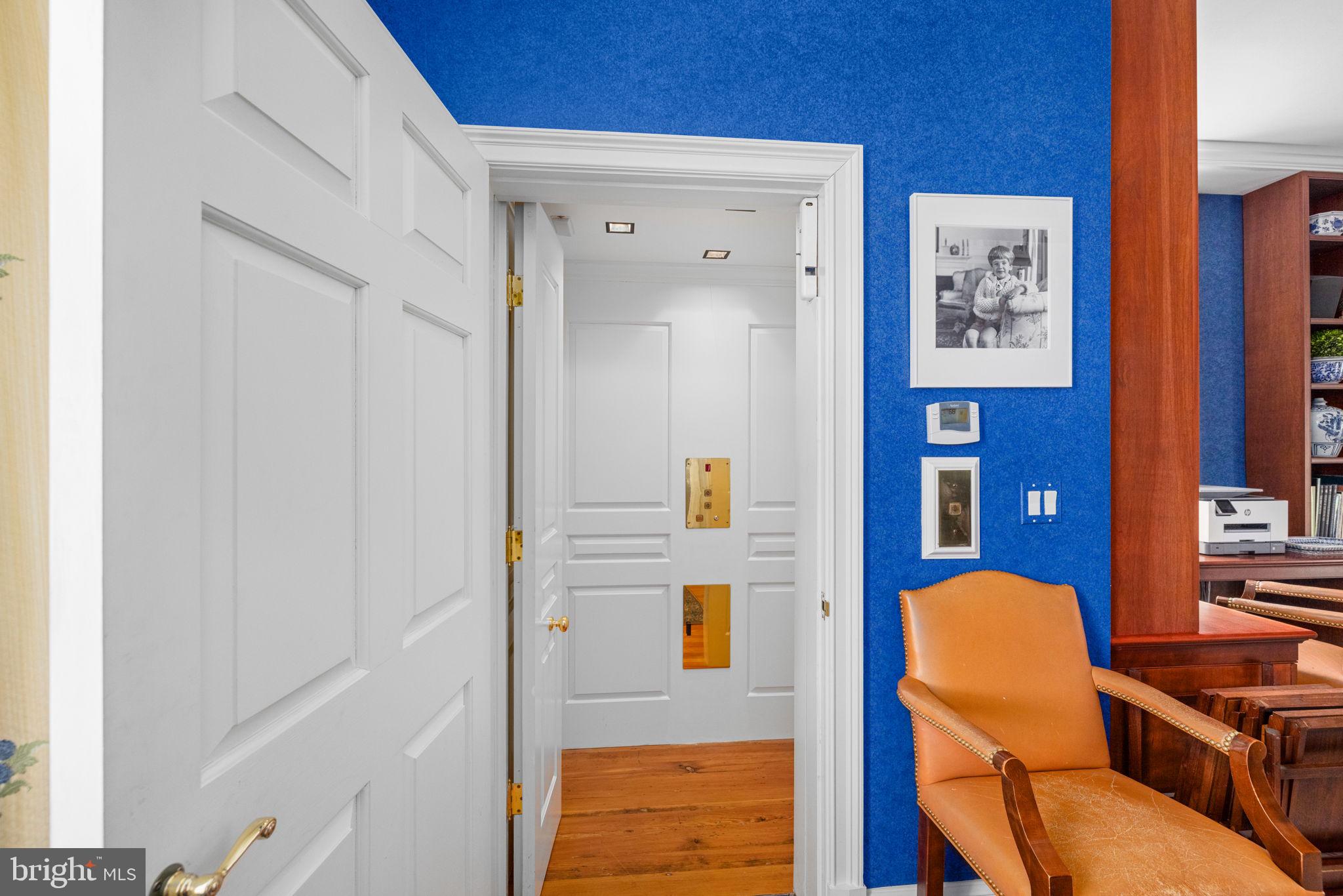 ALEXANDRIA - Residential