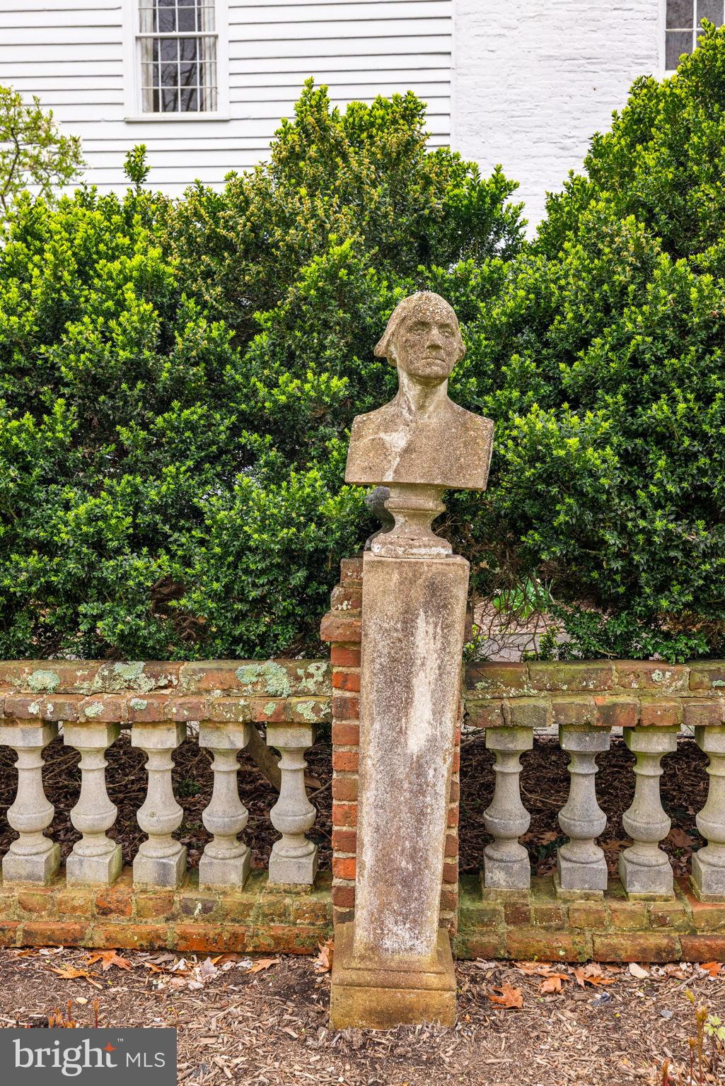 ALEXANDRIA - Residential