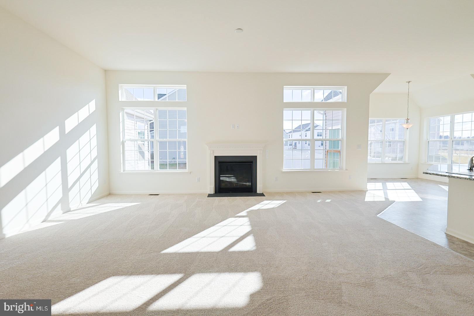 910 WEATHERSTONE LANE