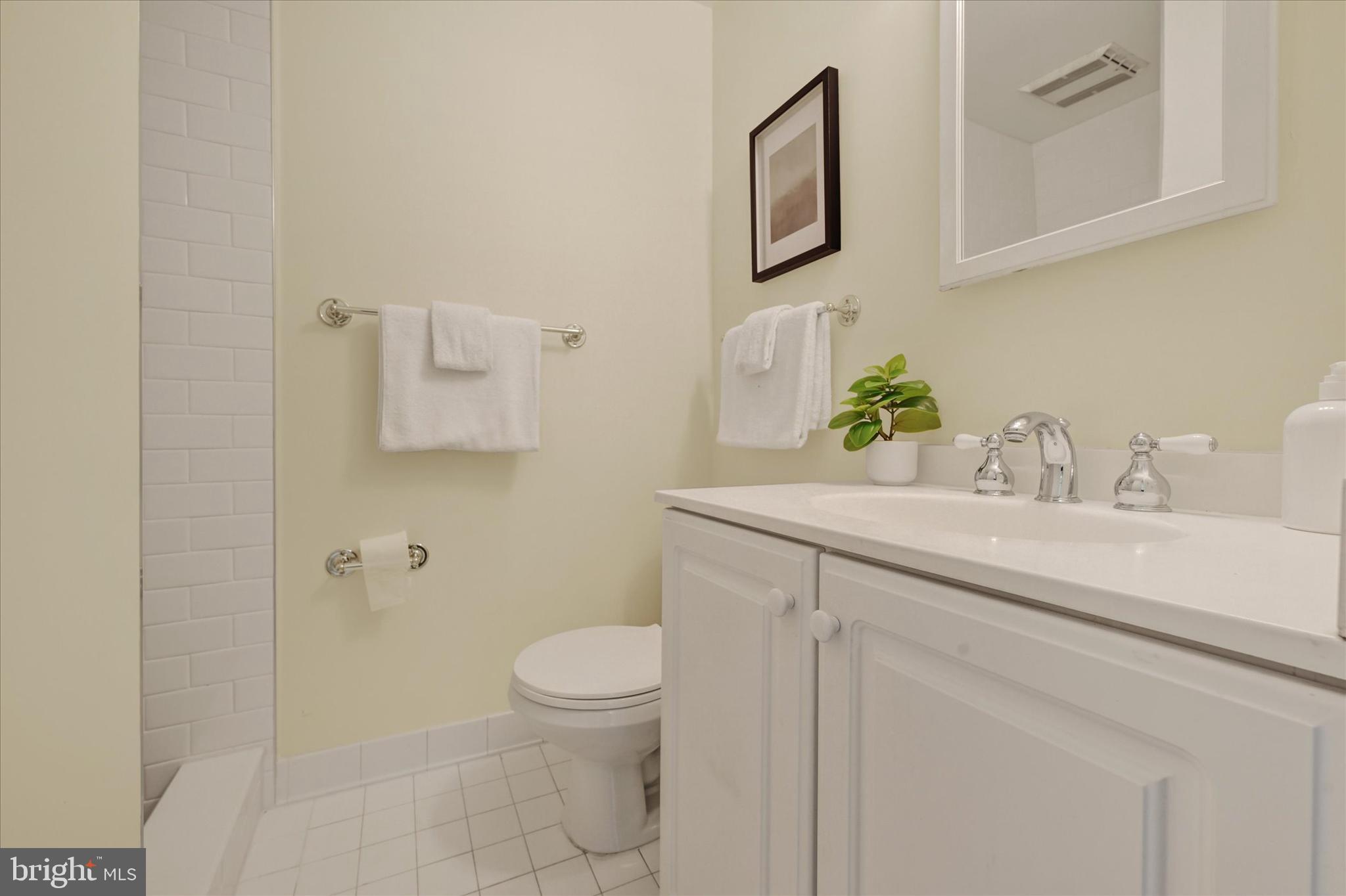 AIGBURTH - Residential