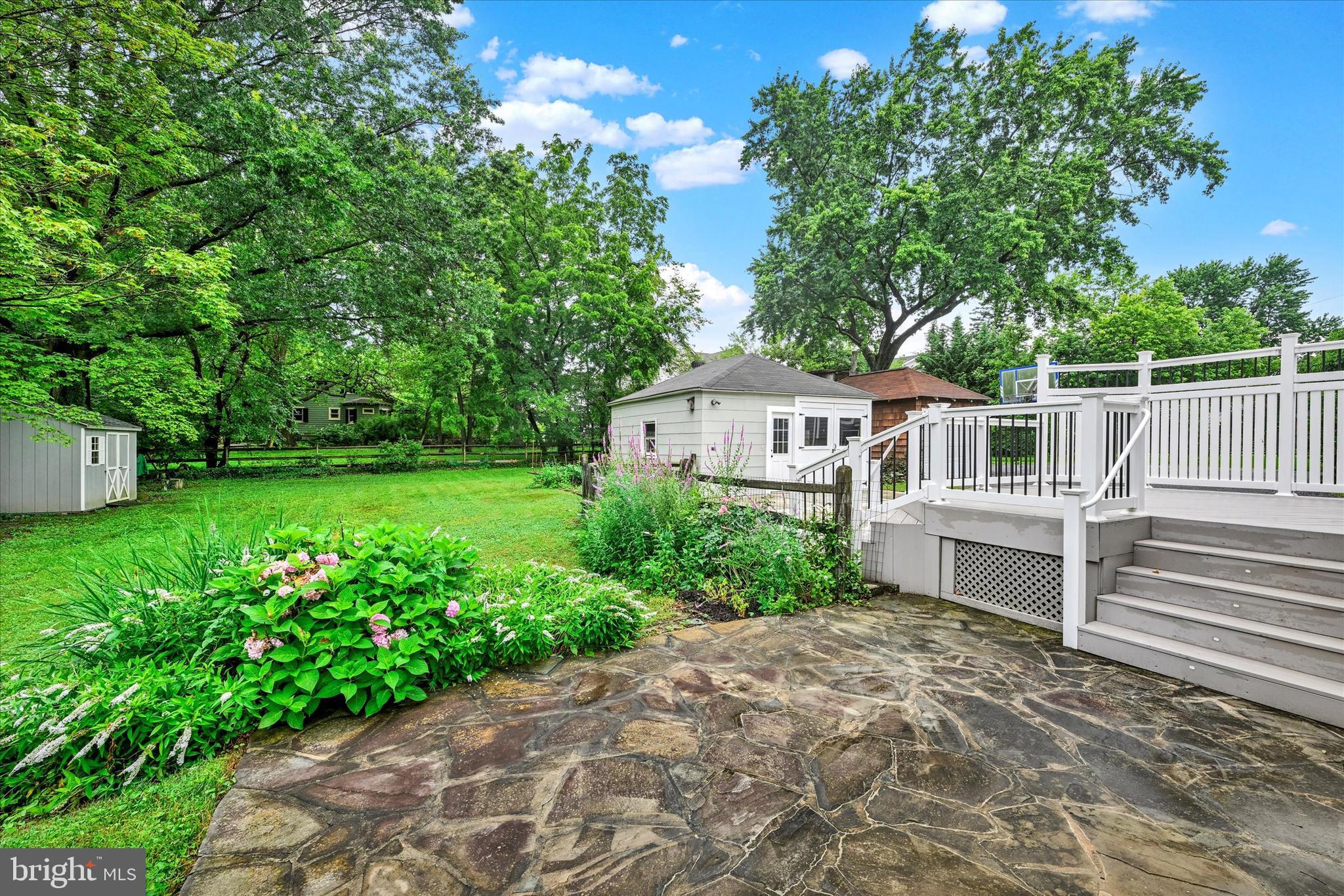 AIGBURTH - Residential