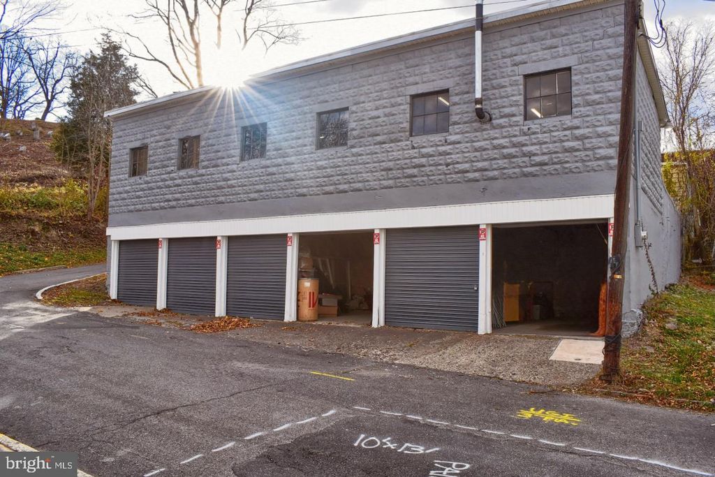 Photo of 212 Chestnut Street E, SHAMOKIN, PA 17872 (MLS # PANU2002850)