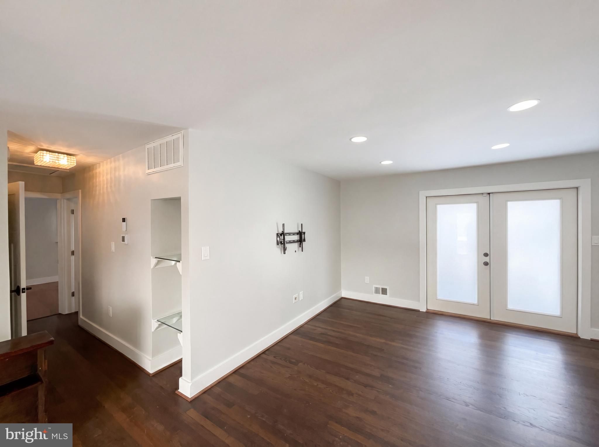 ROSE HILL PARK - Residential