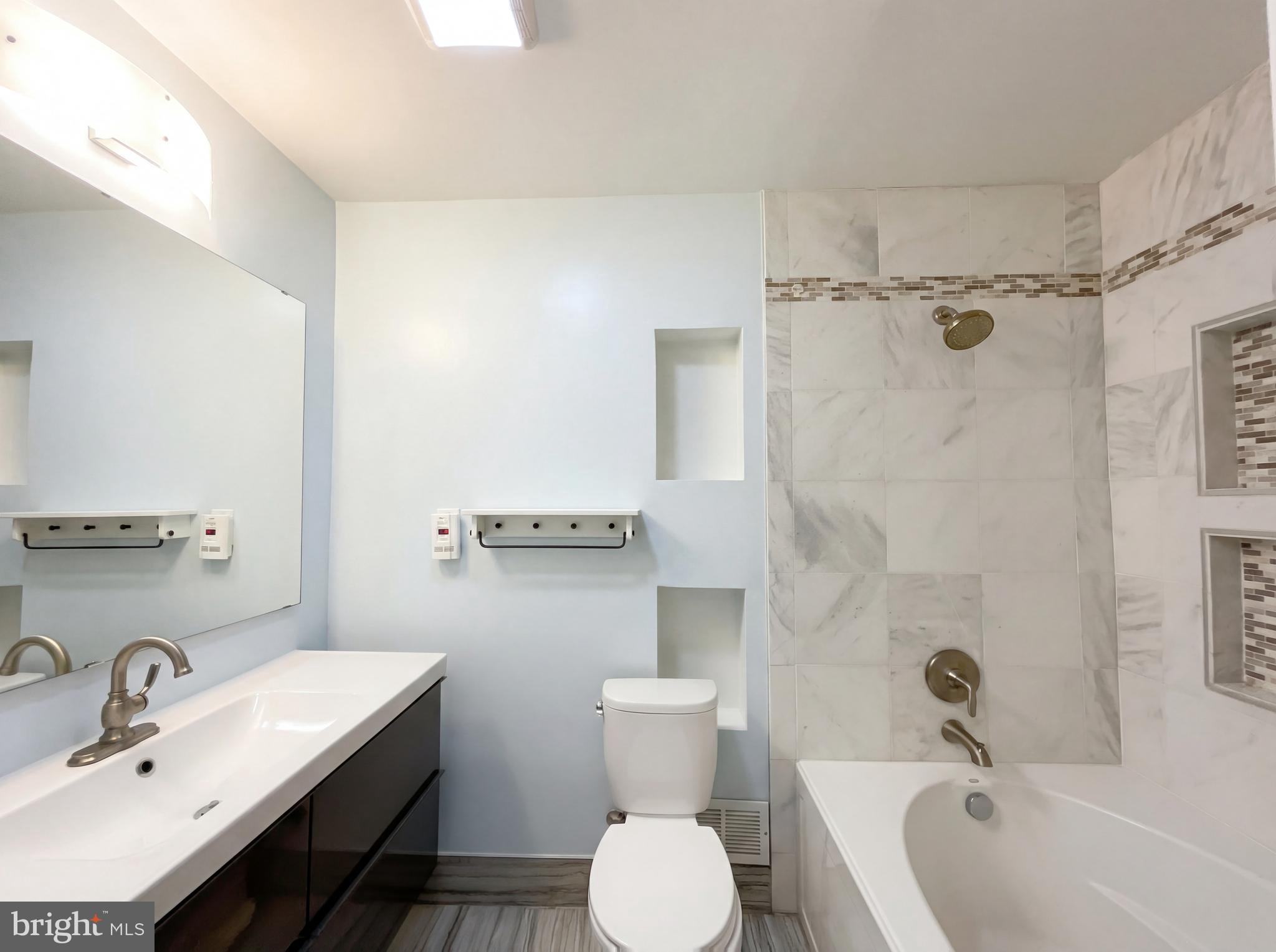 ROSE HILL PARK - Residential