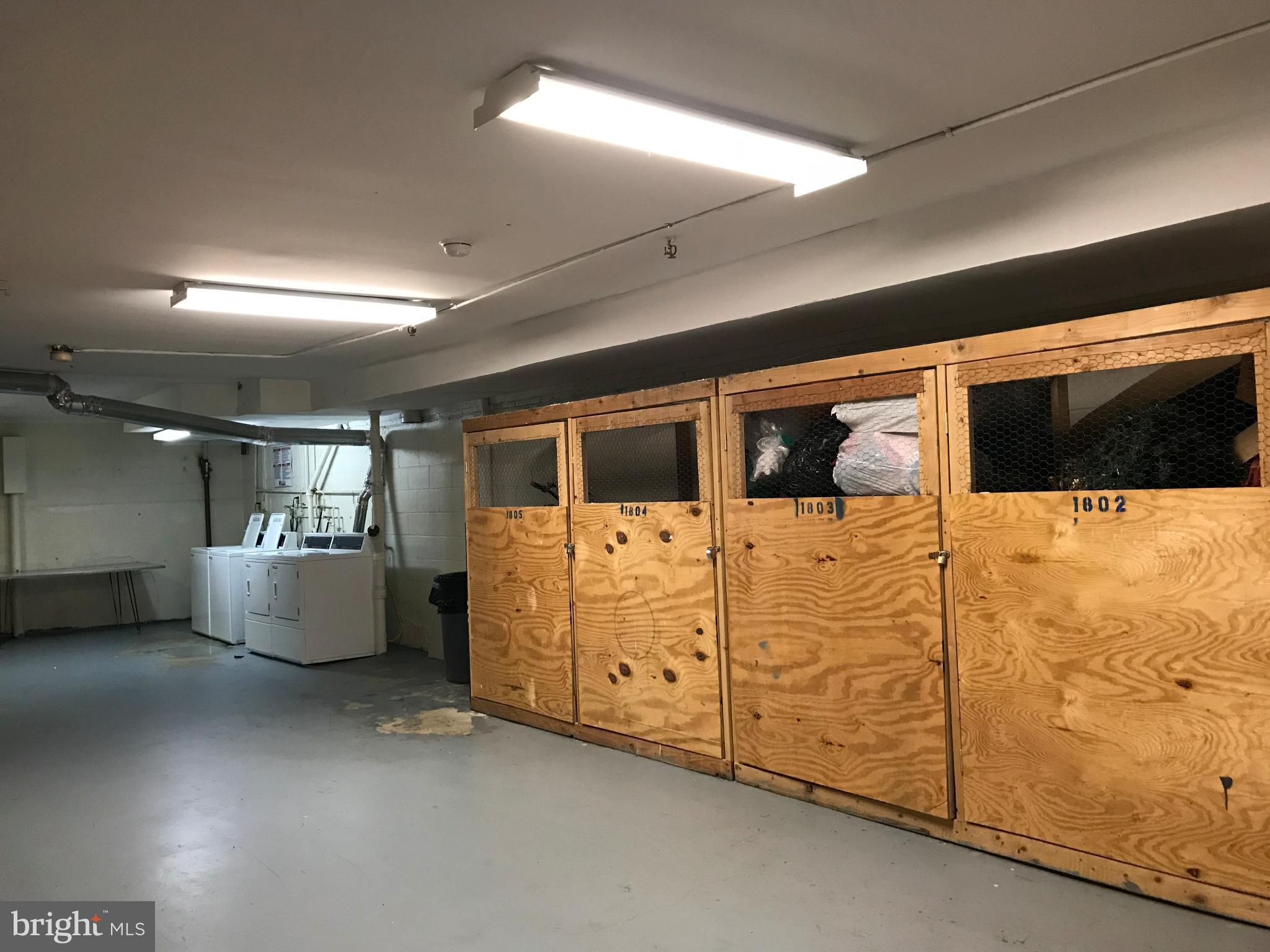 FRENCHMANS CREEK - Residential