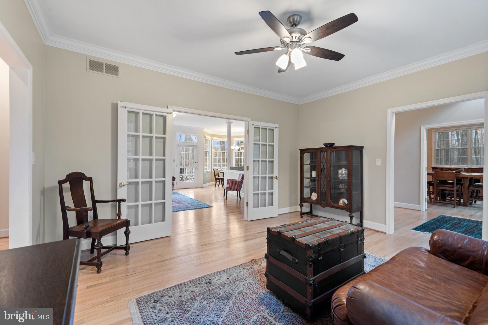 MEADOWOOD - Residential