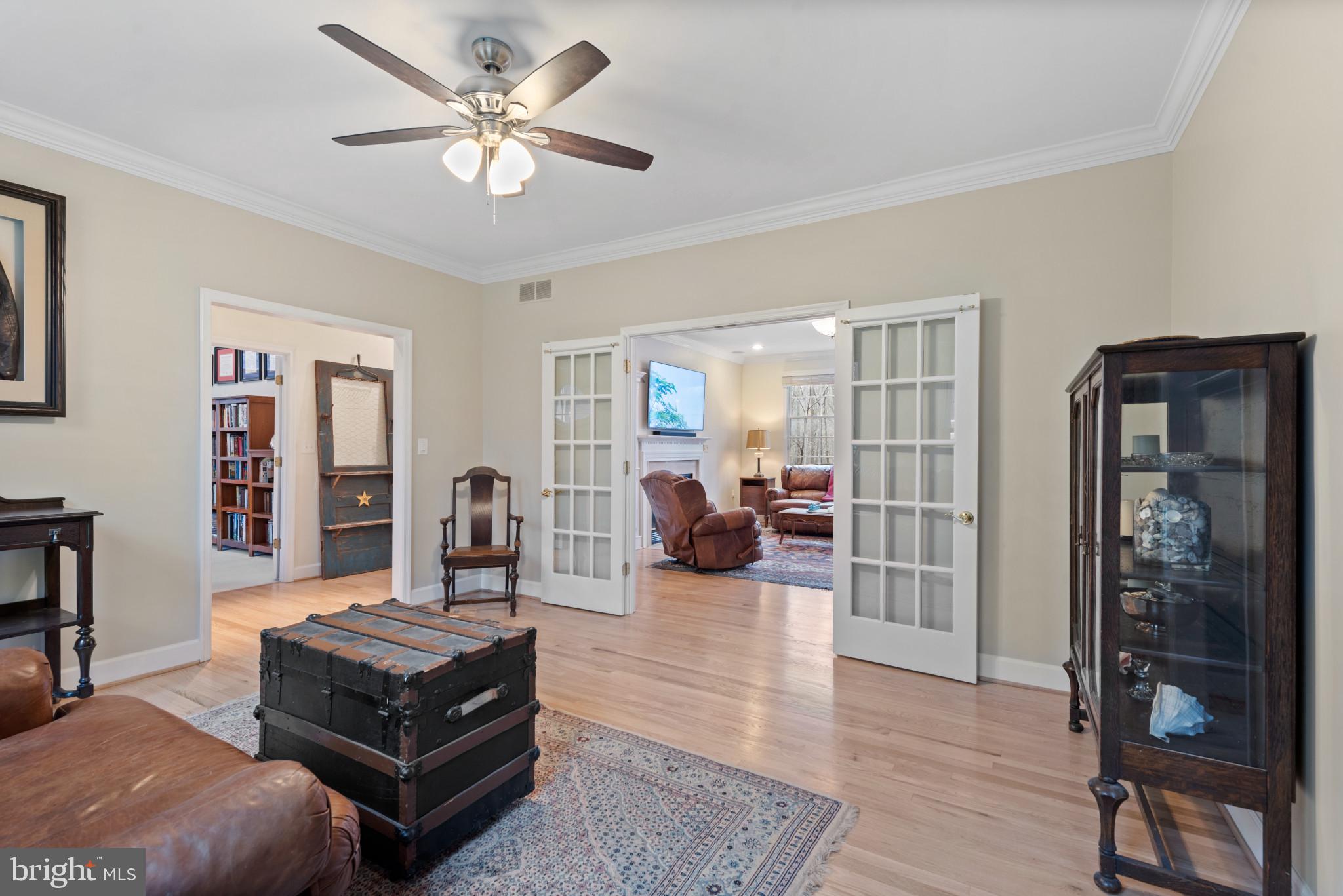 MEADOWOOD - Residential