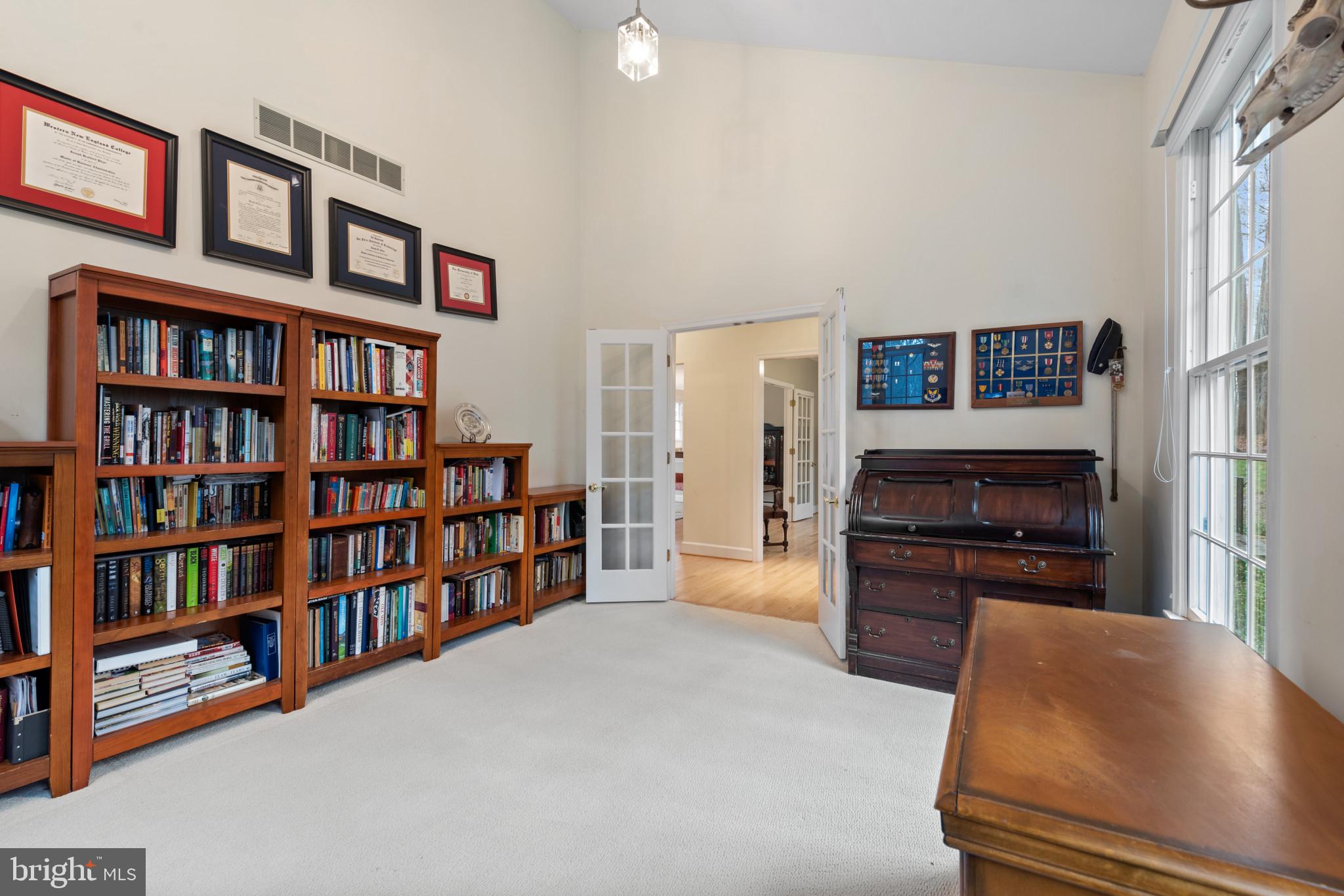 MEADOWOOD - Residential