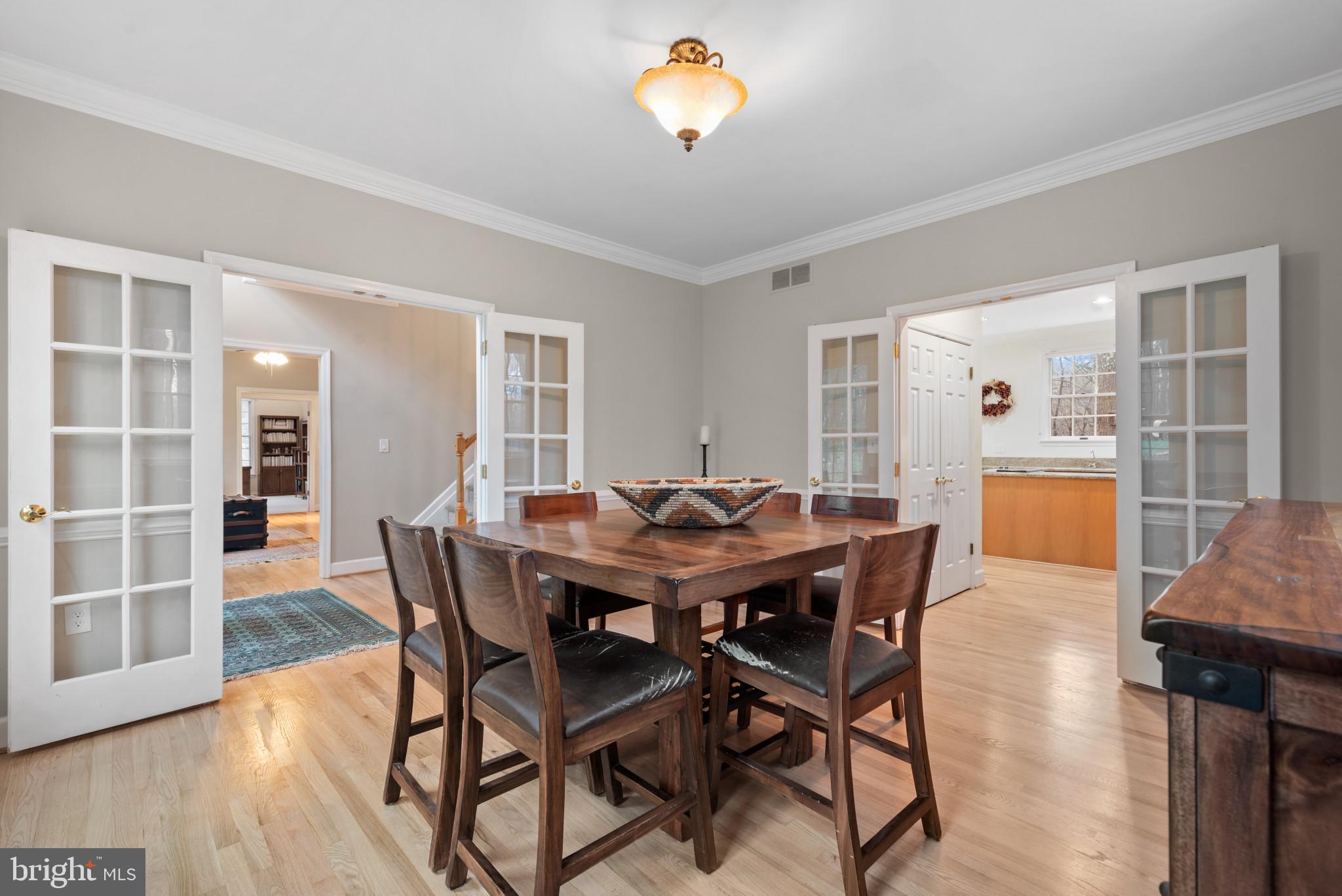 MEADOWOOD - Residential