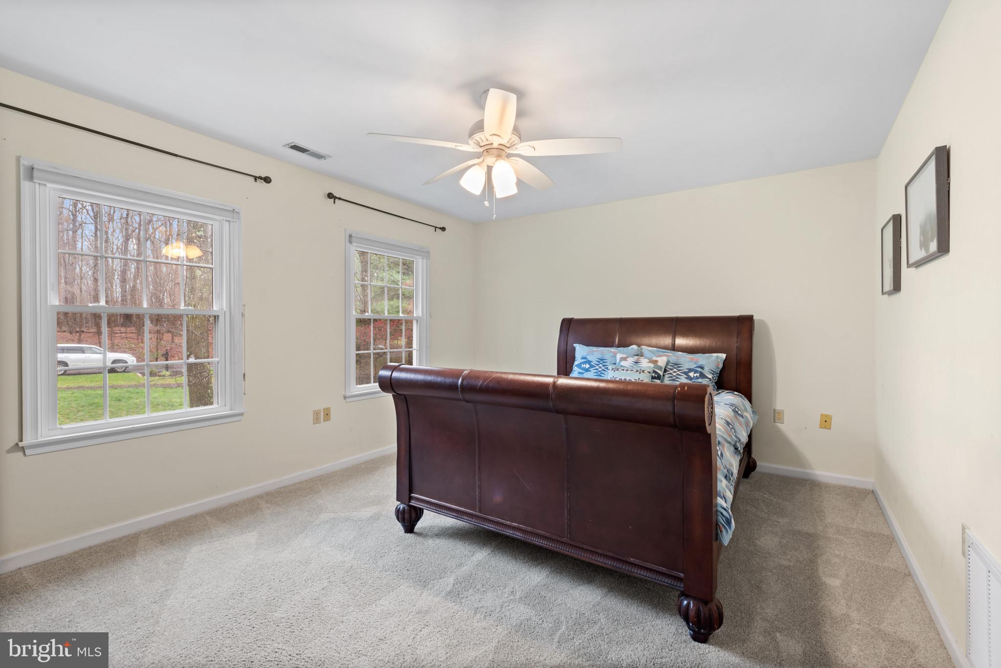 MEADOWOOD - Residential