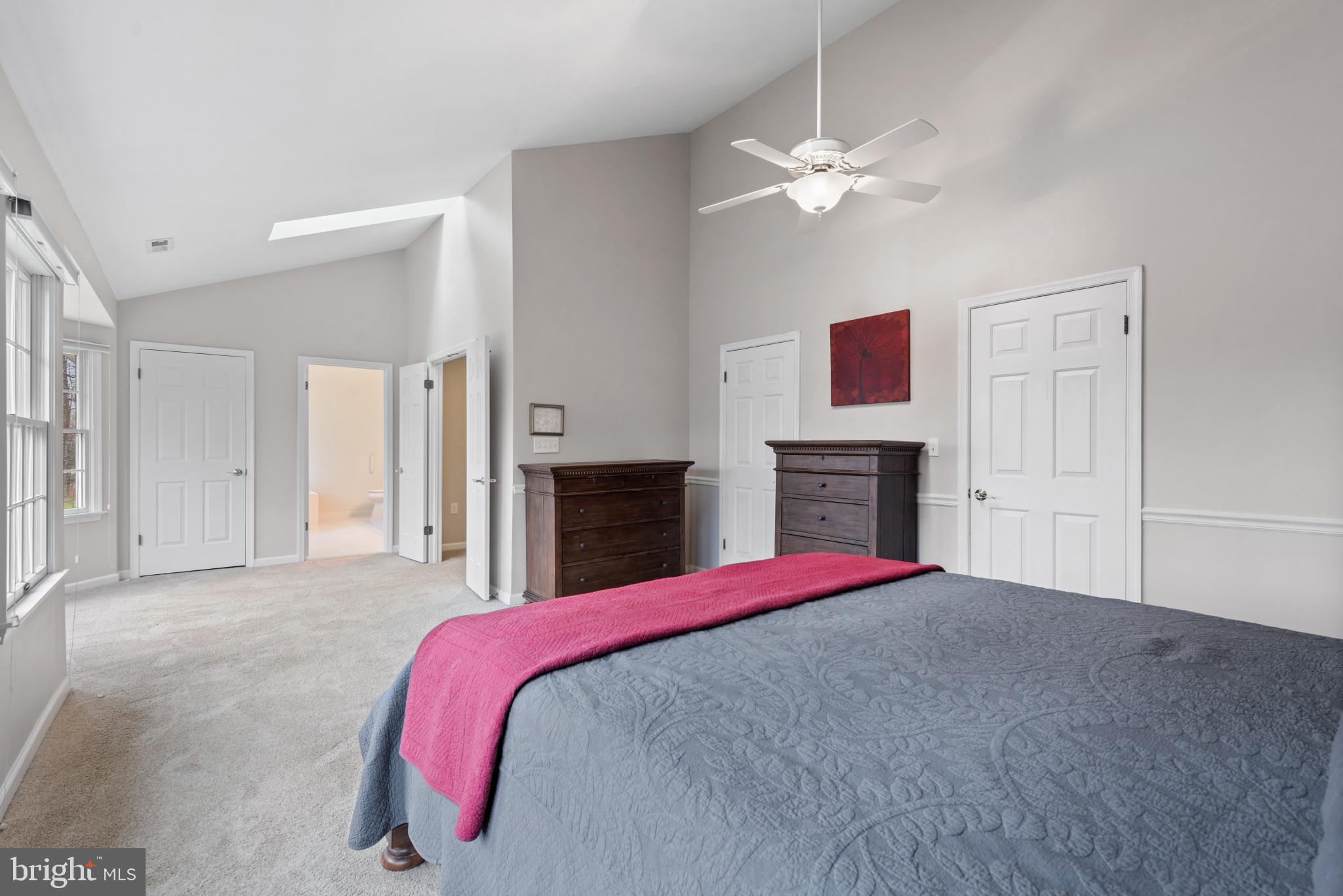 MEADOWOOD - Residential