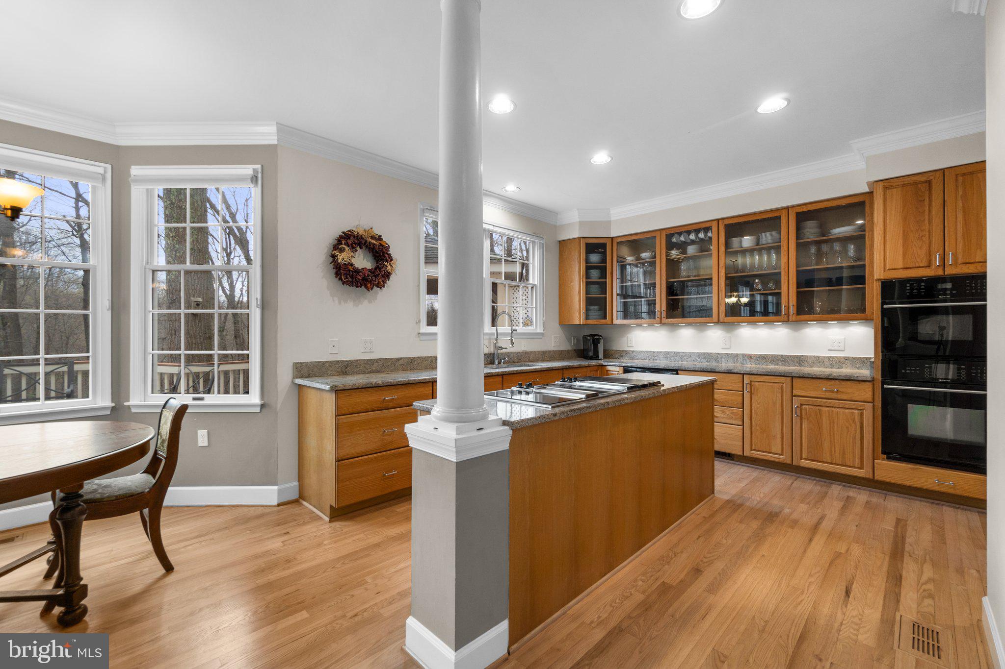 MEADOWOOD - Residential