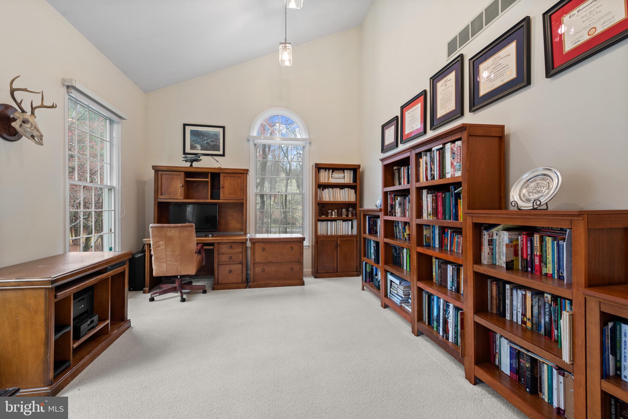 MEADOWOOD - Residential