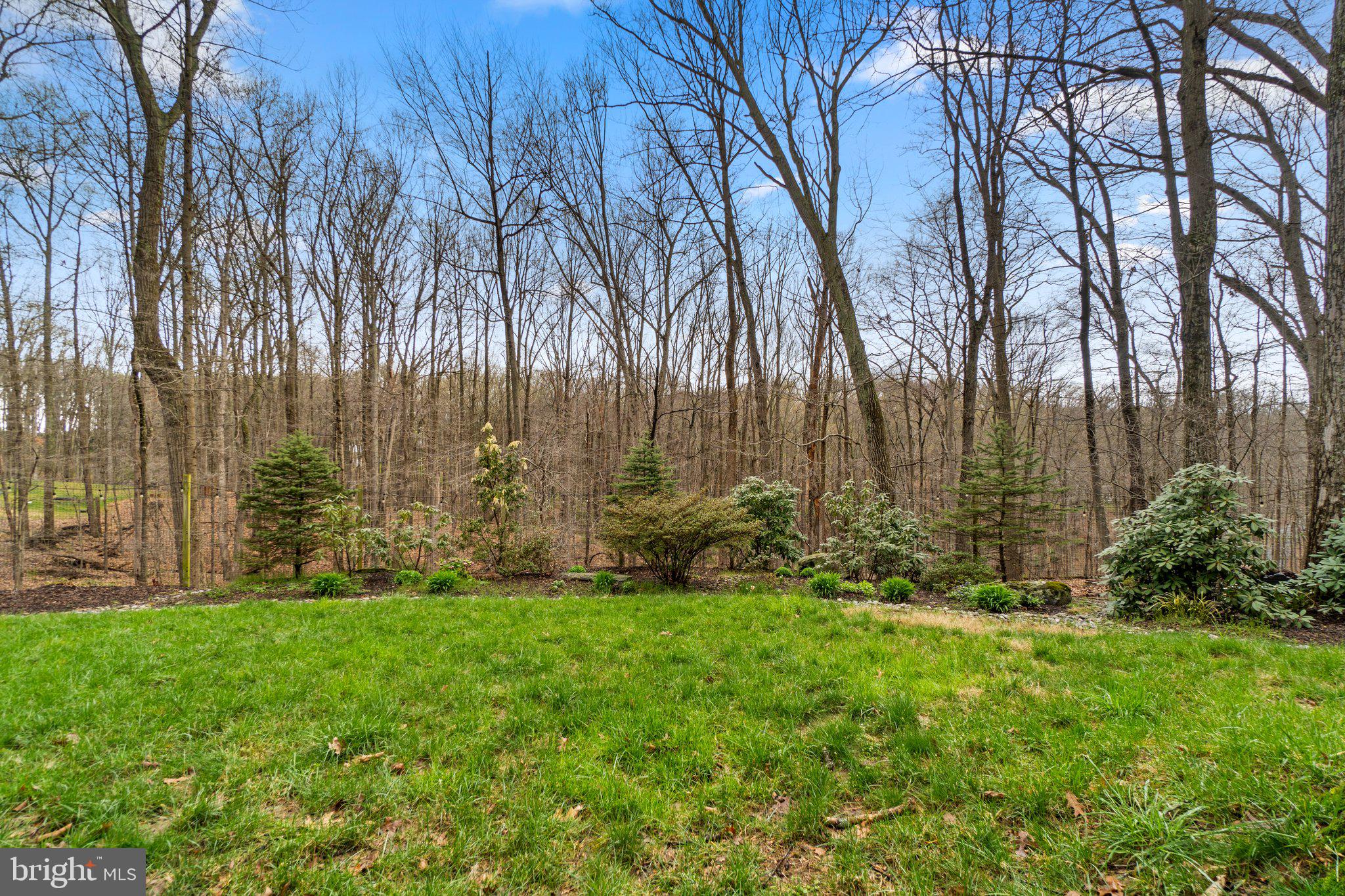 MEADOWOOD - Residential