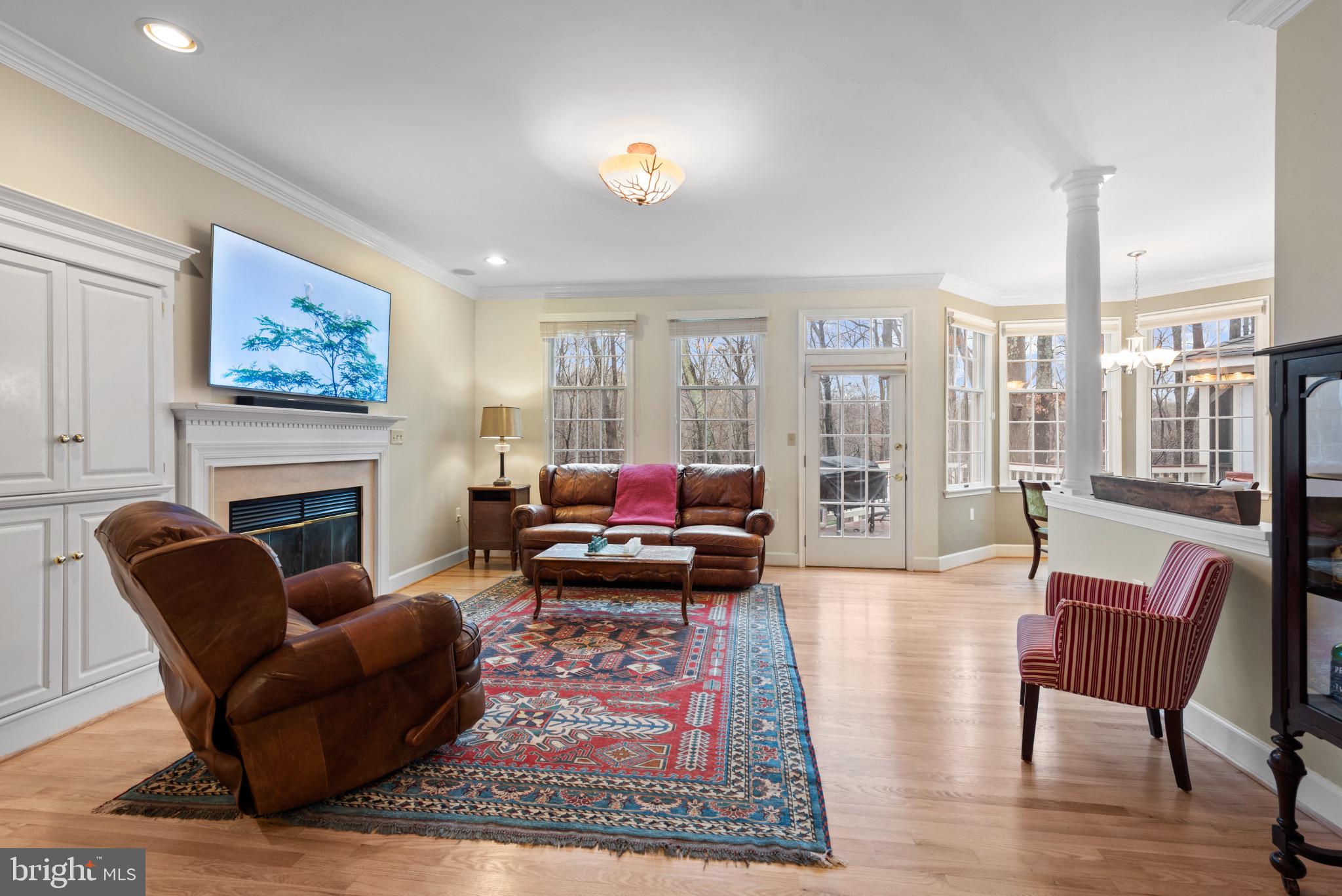 MEADOWOOD - Residential