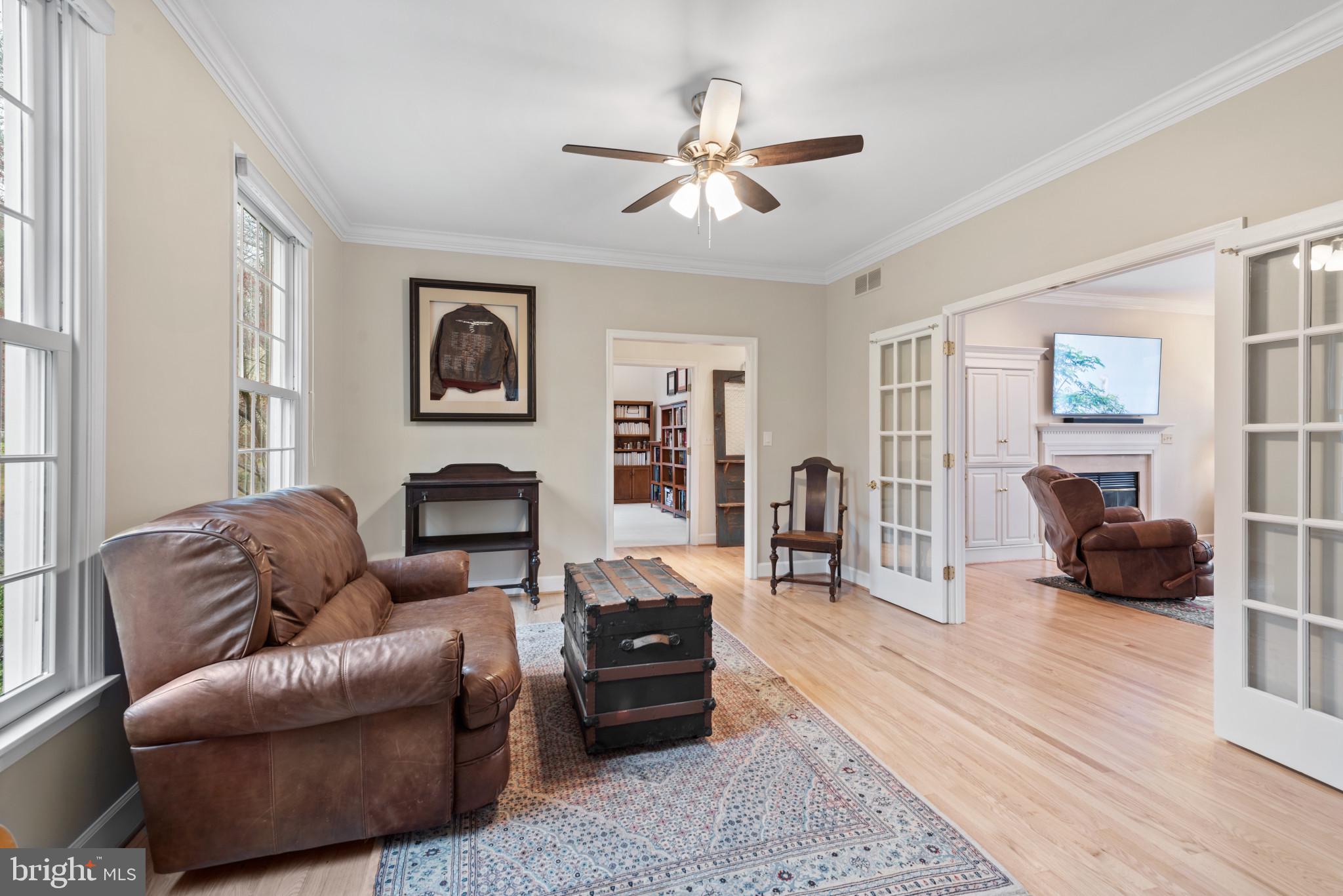 MEADOWOOD - Residential