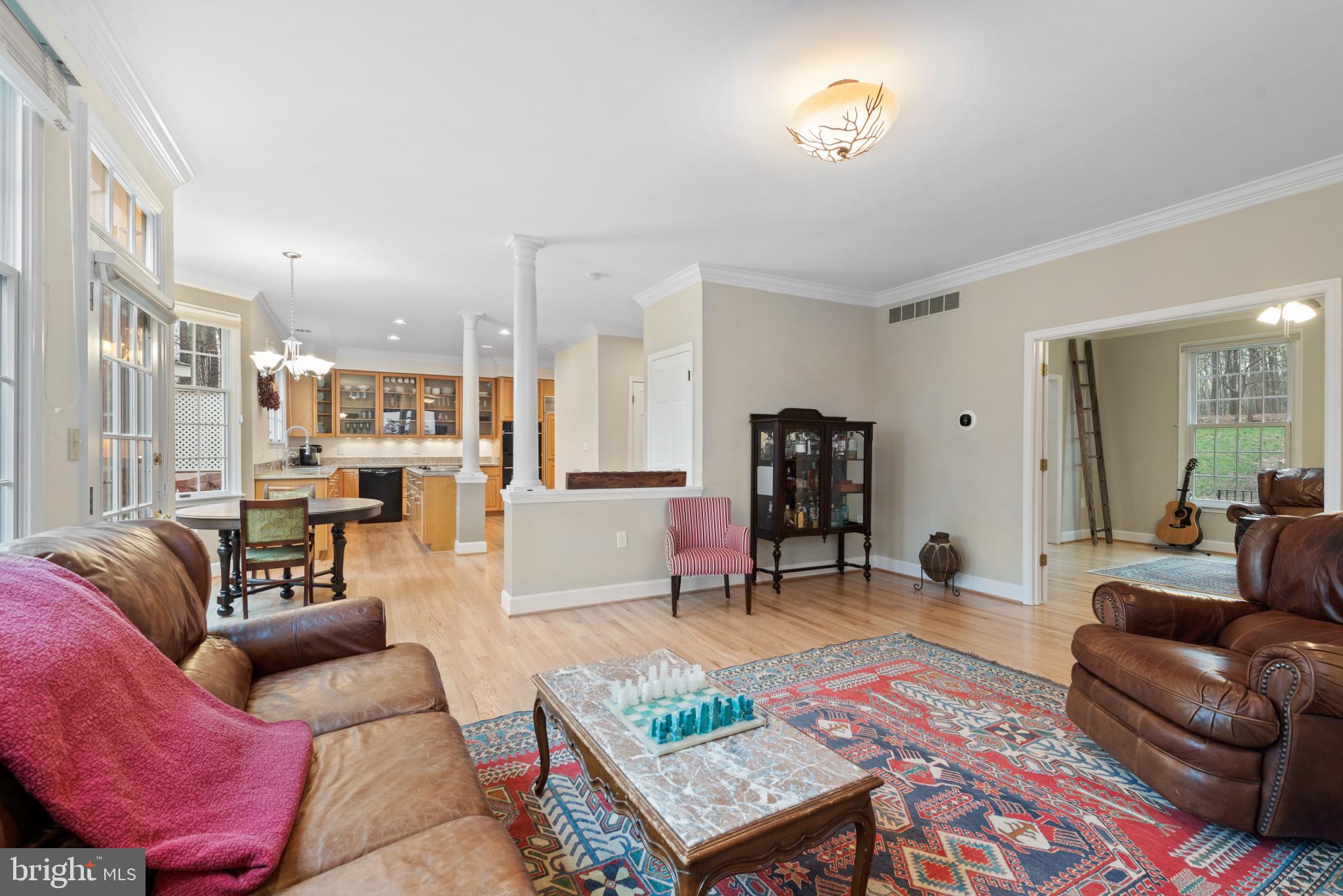 MEADOWOOD - Residential