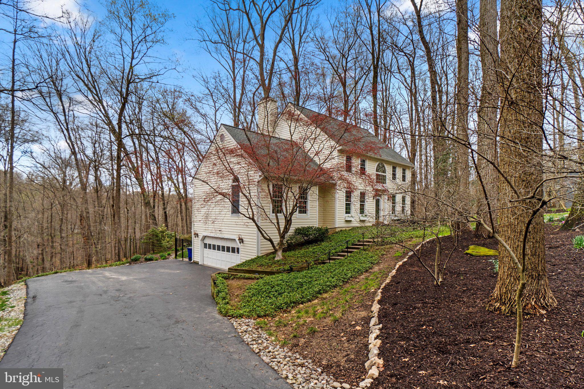 MEADOWOOD - Residential