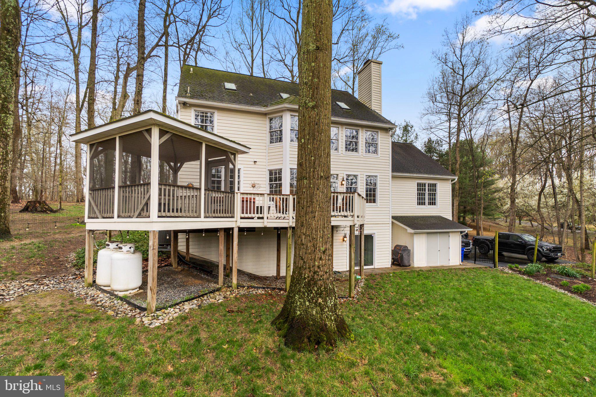 MEADOWOOD - Residential