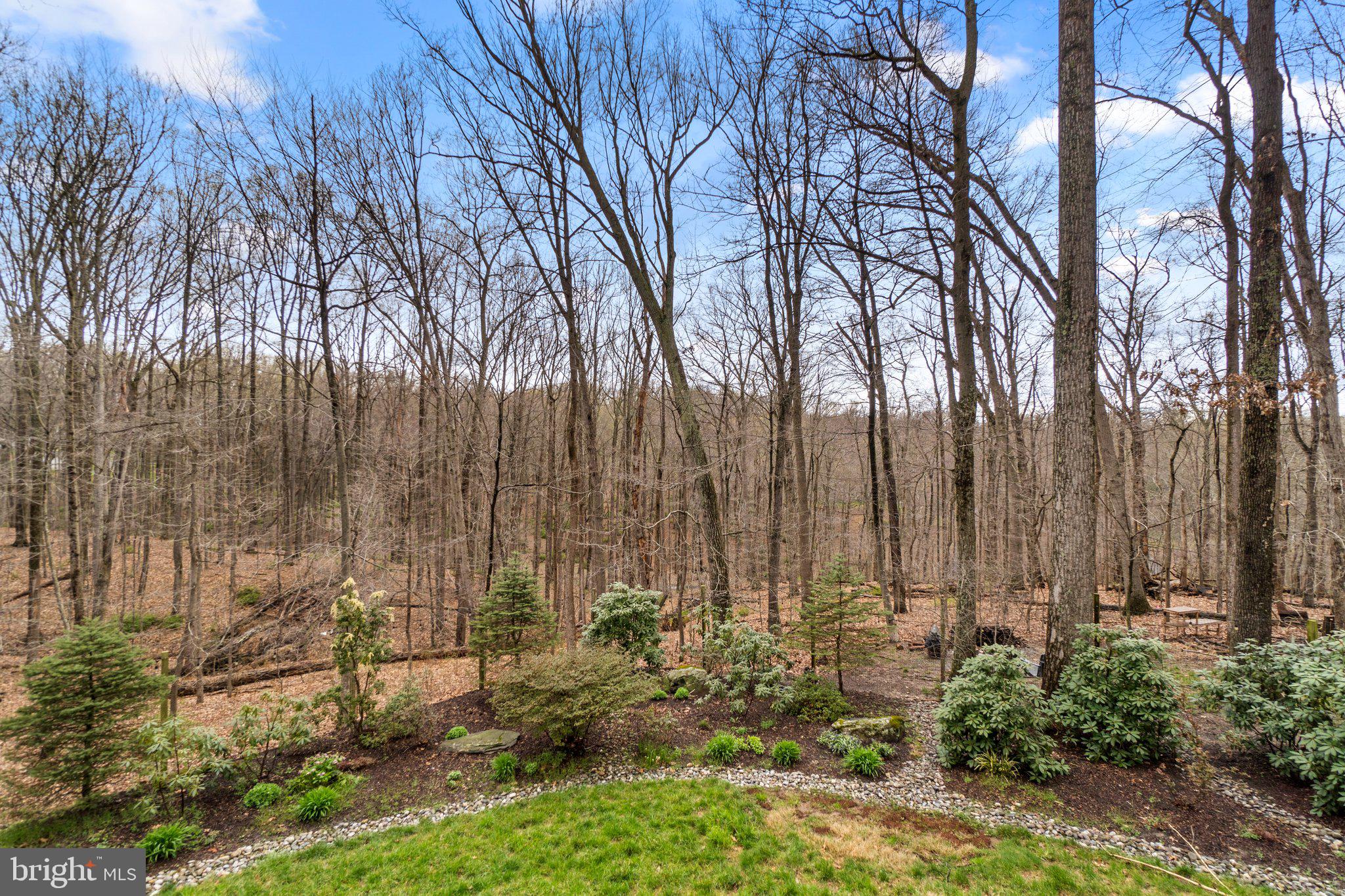 MEADOWOOD - Residential