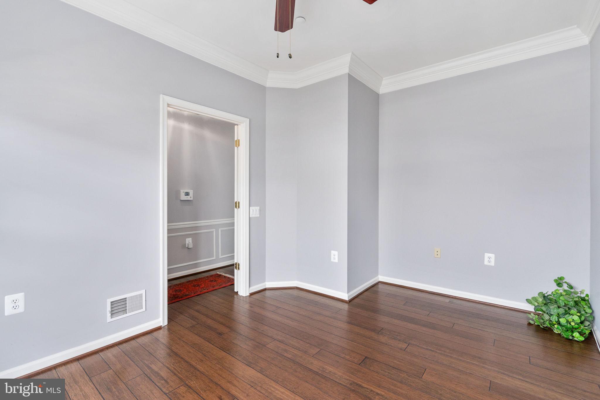 FALLS RUN - Residential